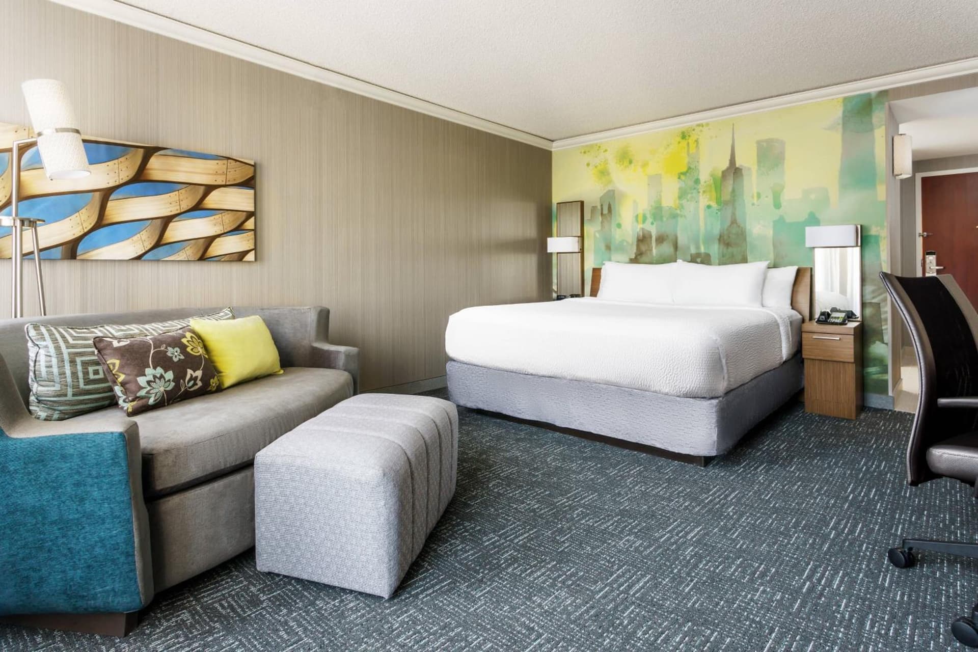 King Room with Sofa Bed at Courtyard Chicago Downtown/Magnificent Mile in Chicago, IL