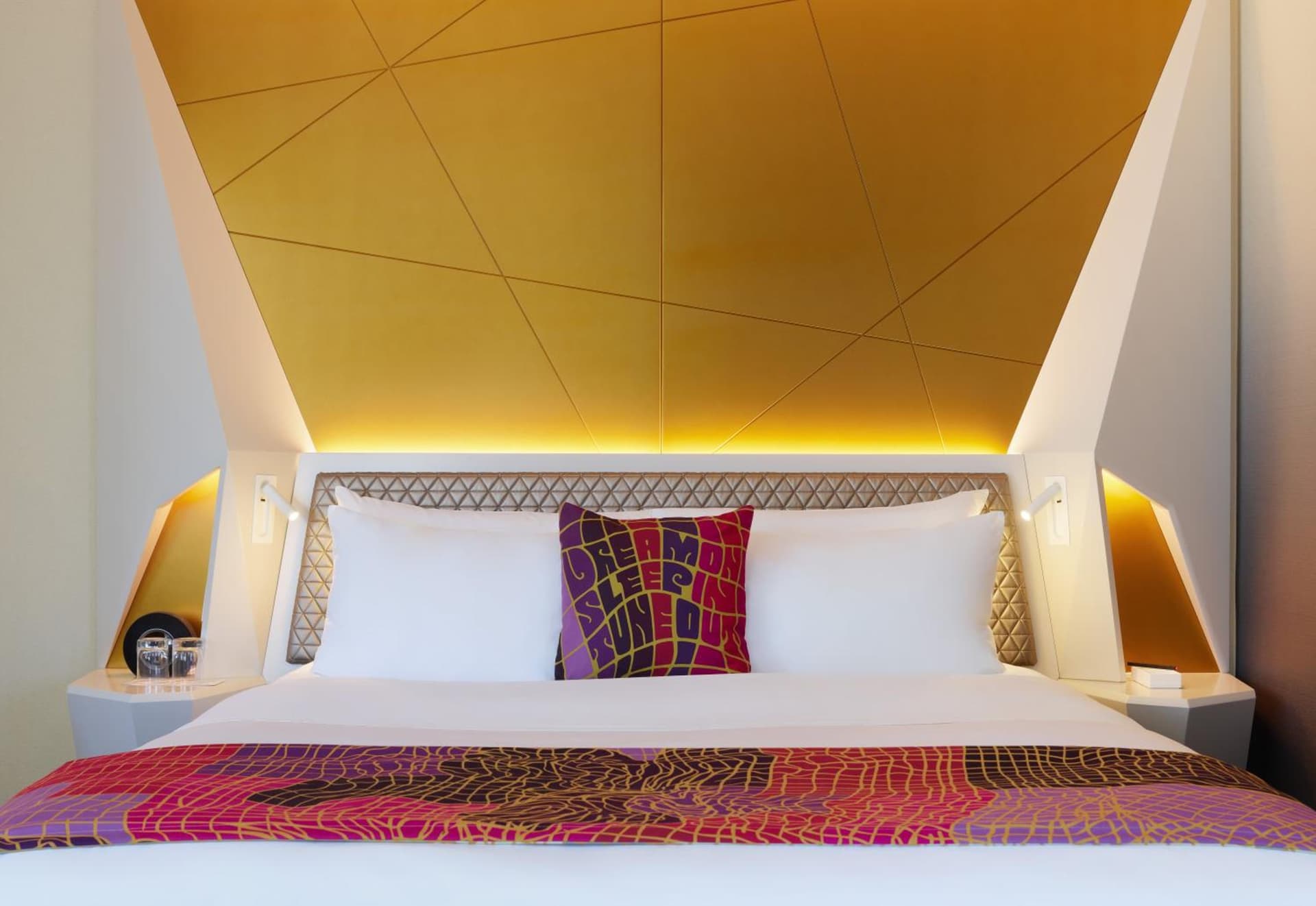 Standard Double Room with Two Double Beds and Tub - Mobility and Hearing Accessible at W San Francisco in San Francisco, CA