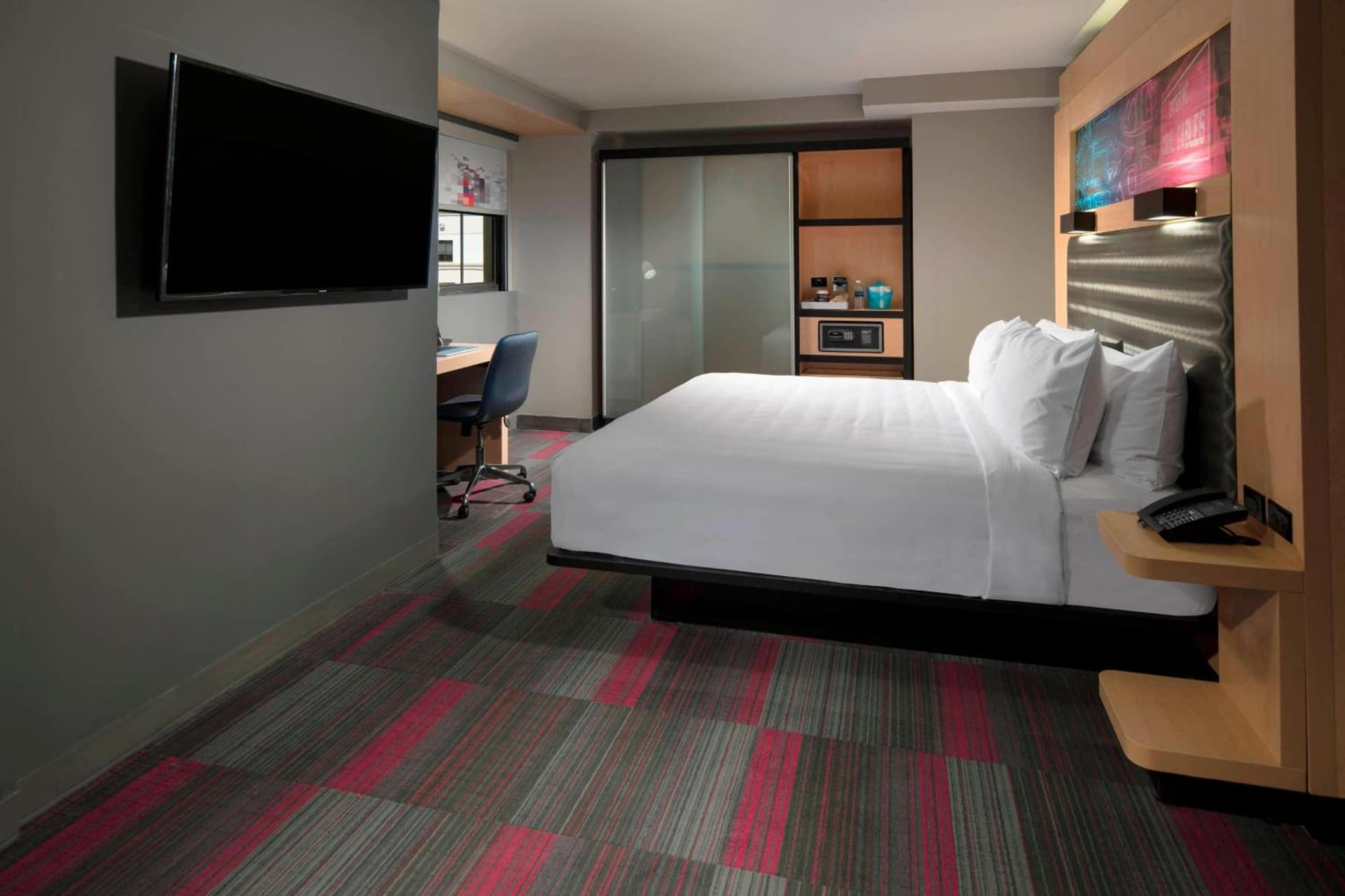 Aloft Guest Room, Guest room, 1 King at Aloft Coral Gables in Miami, FL