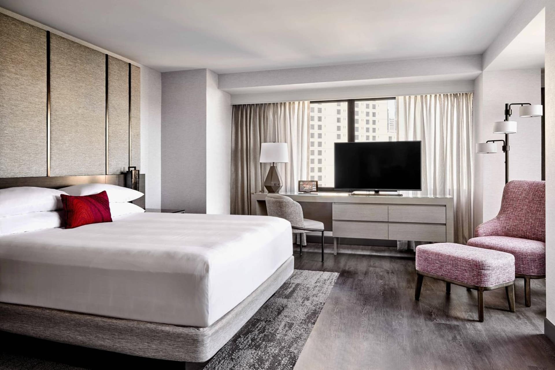 Deluxe Corner King Room with City View at San Francisco Marriott Marquis Union Square in San Francisco, CA