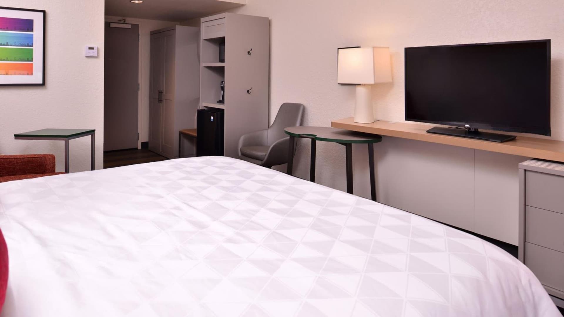 Standard King Room at Holiday Inn & Suites Orlando - I-Drive - Theme Parks by IHG in Orlando, FL