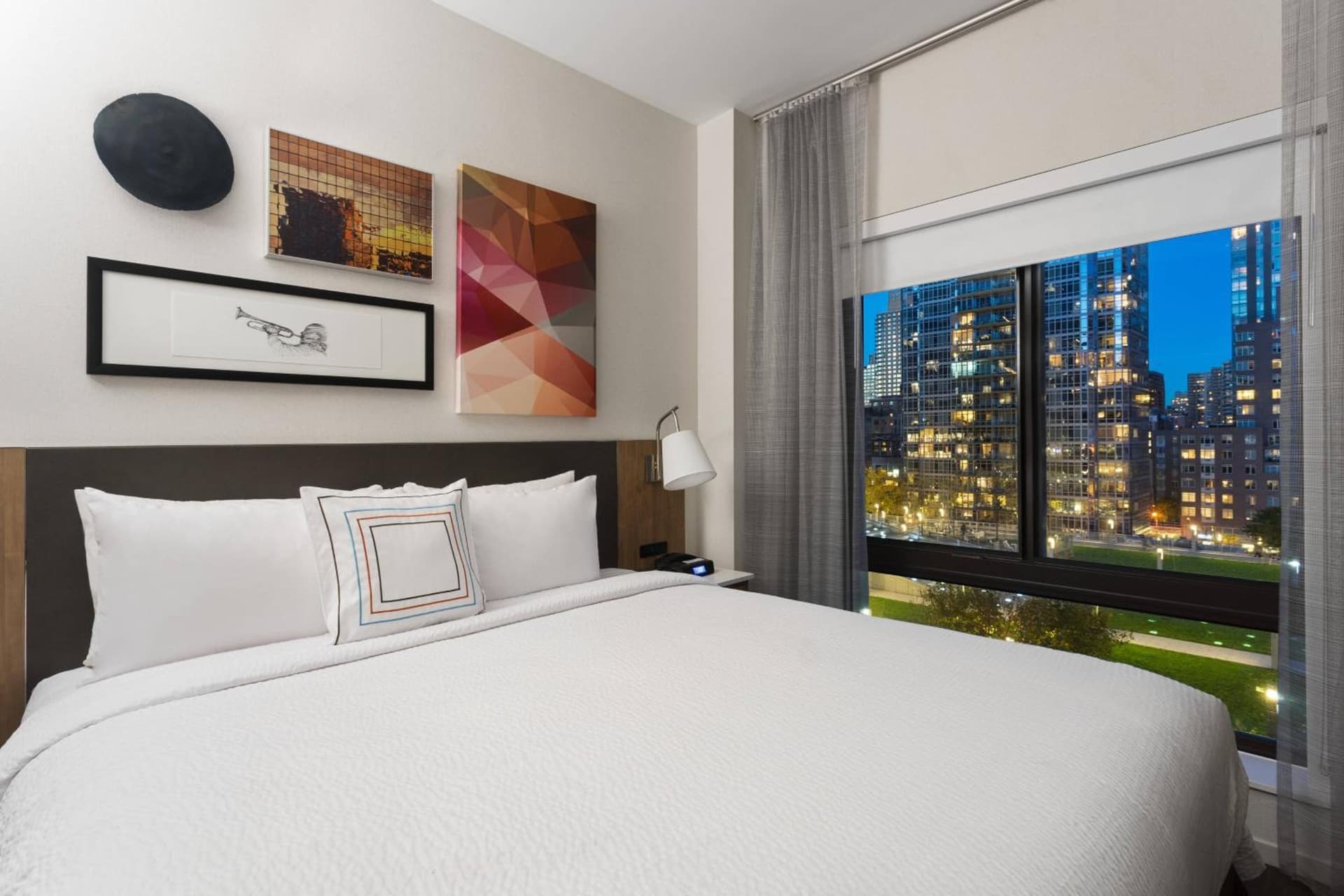 King Room with City View at Fairfield Inn & Suites by Marriott New York Manhattan/Central Park in New York, NY