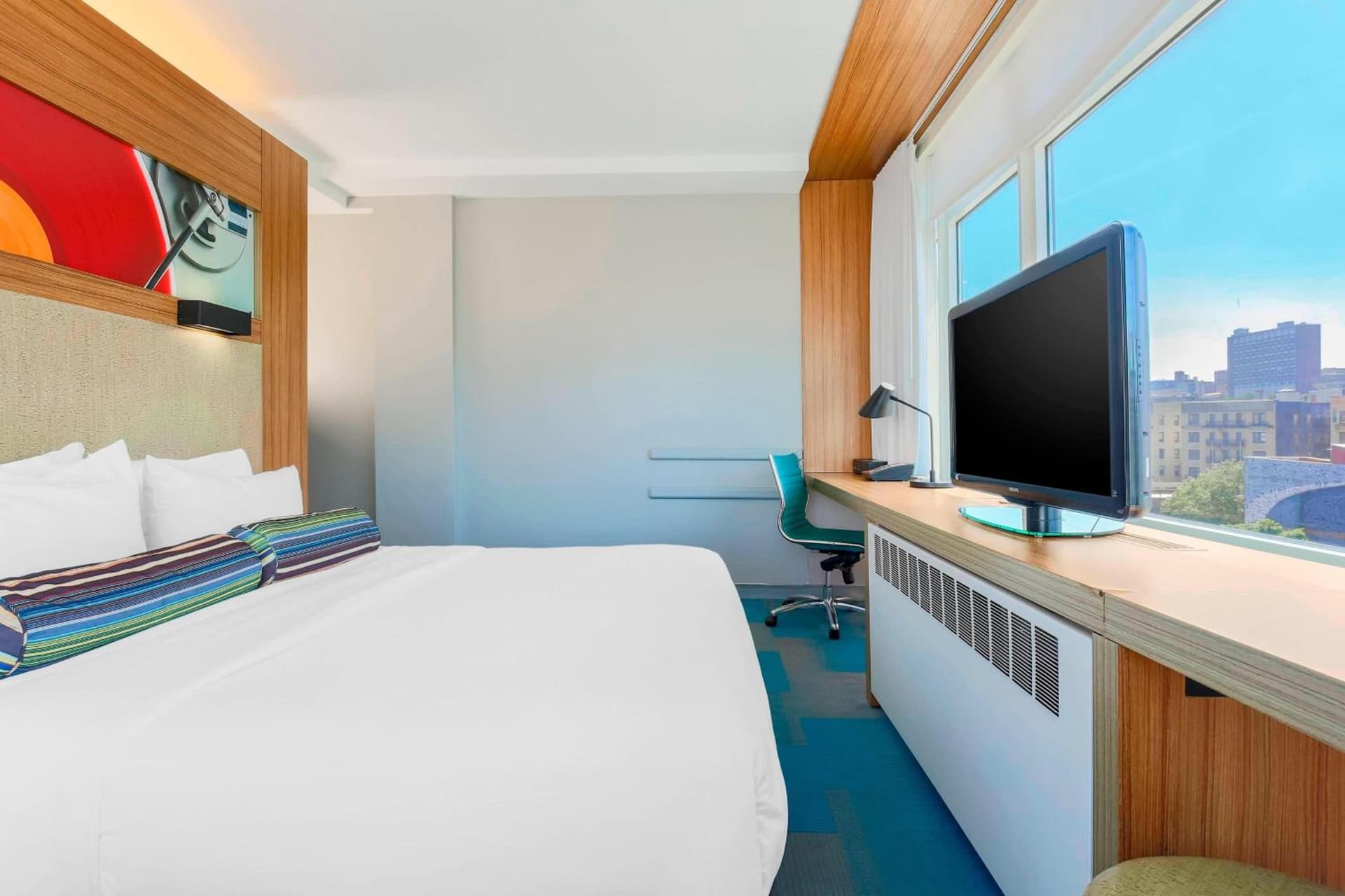 Aloft, Guest room, 1 King at Aloft Harlem in New York, NY