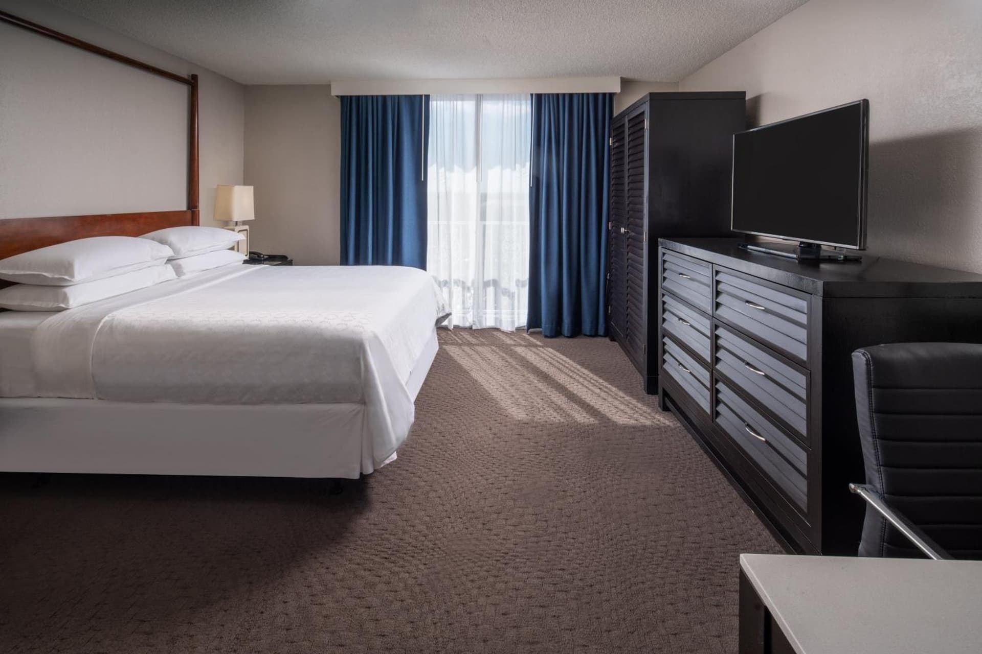 Suite, 1 King, Sofa bed at Sheraton Suites Fort Lauderdale at Cypress Creek in Fort Lauderdale, FL