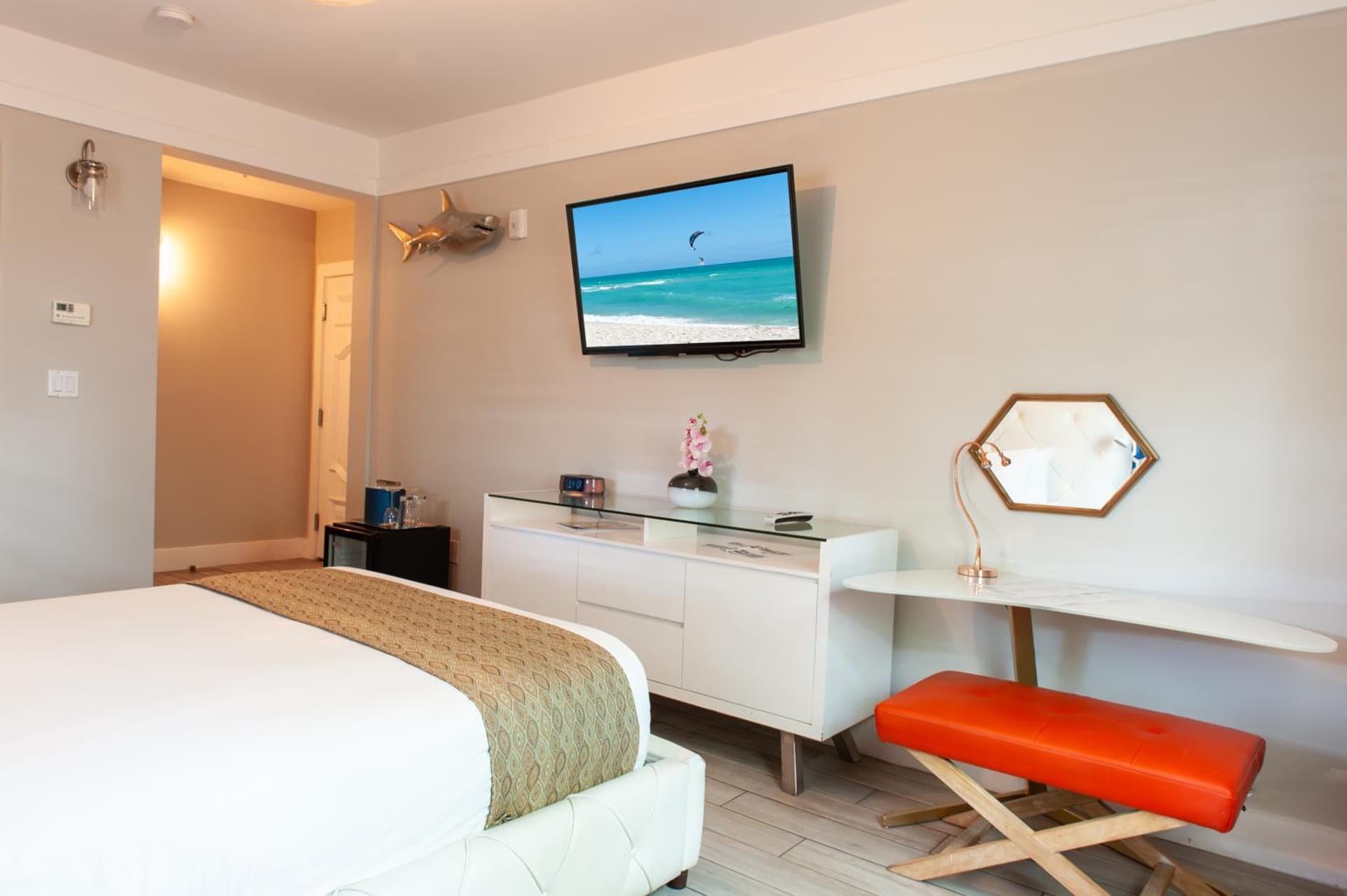 Standard Queen at Oceanside Hotel and Suites in Miami Beach, FL