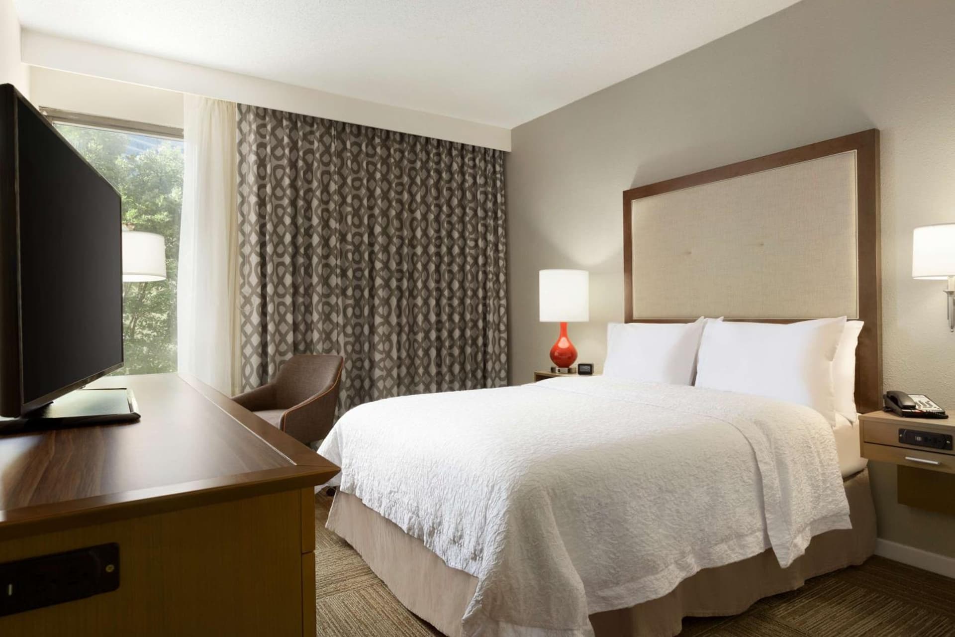 Queen Room with Mobility Access/Non-Smoking at Hampton Inn Atlanta-Buckhead in Atlanta, GA