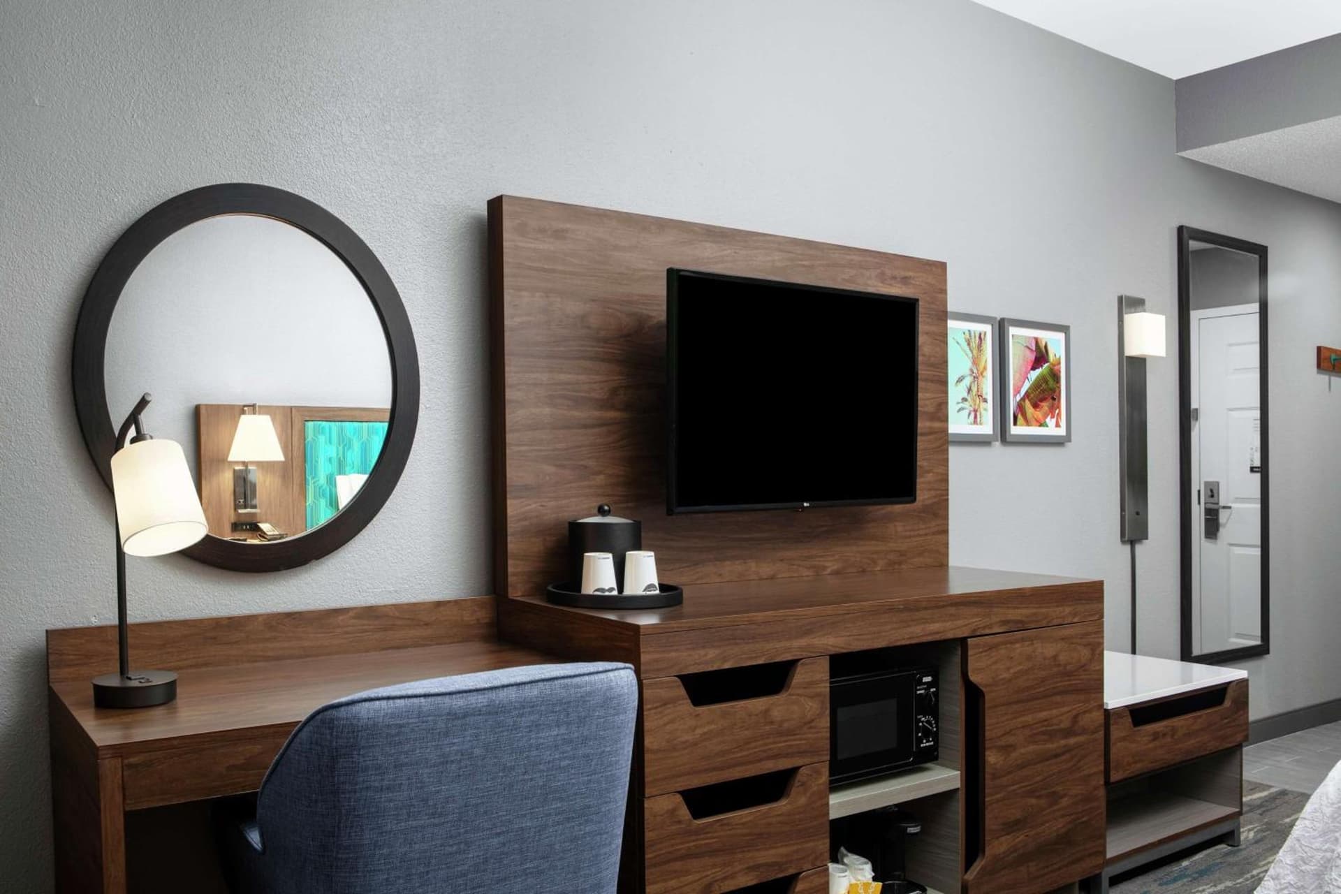 King Room - Mobility Access/Non-Smoking at Hampton Inn Lake Buena Vista / Orlando in Orlando, FL