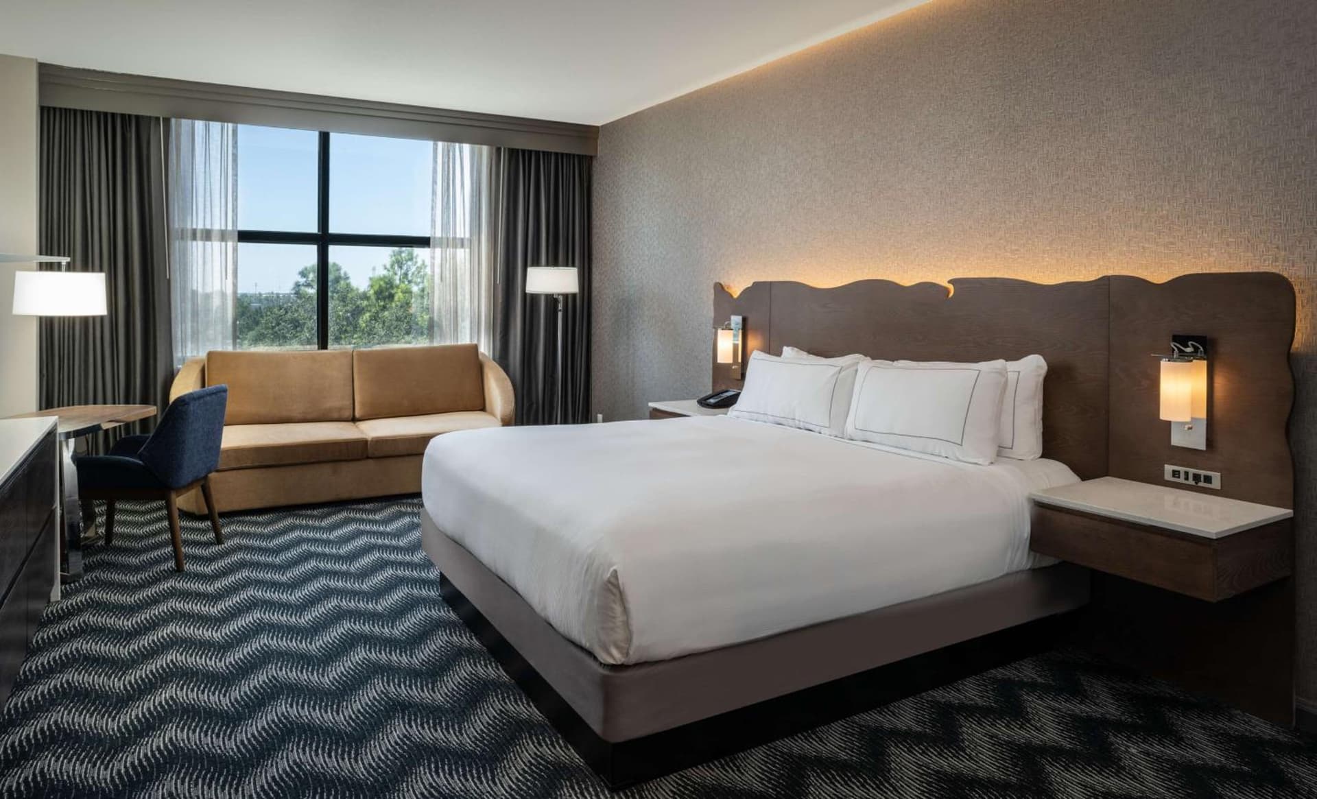 King Room with Bath Tub - Mobility Access at Hilton Houston North in Houston, TX