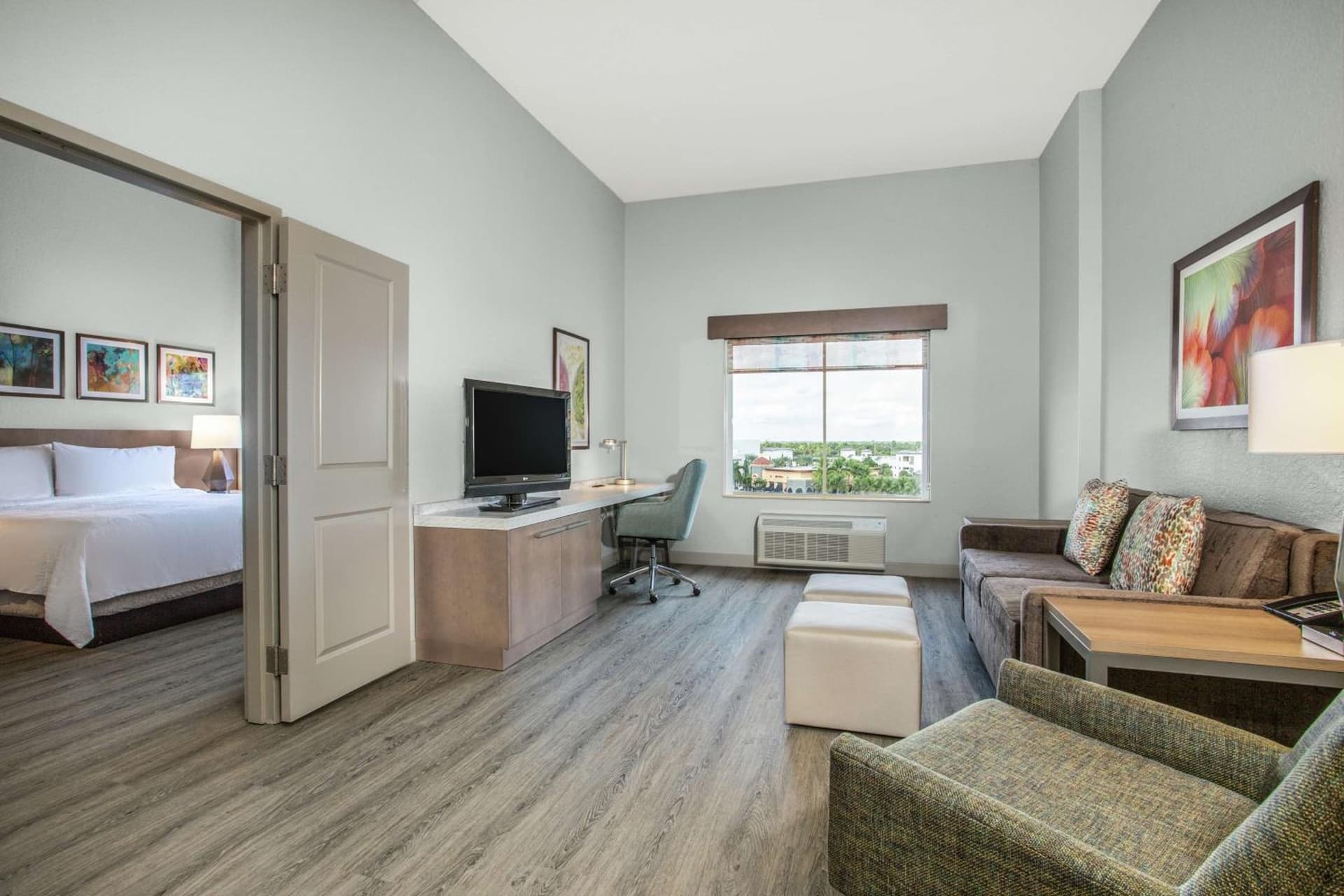 One-Bedroom King Room-Hearing Access at Hilton Garden Inn Palm Beach Gardens in Palm Beach Gardens, FL
