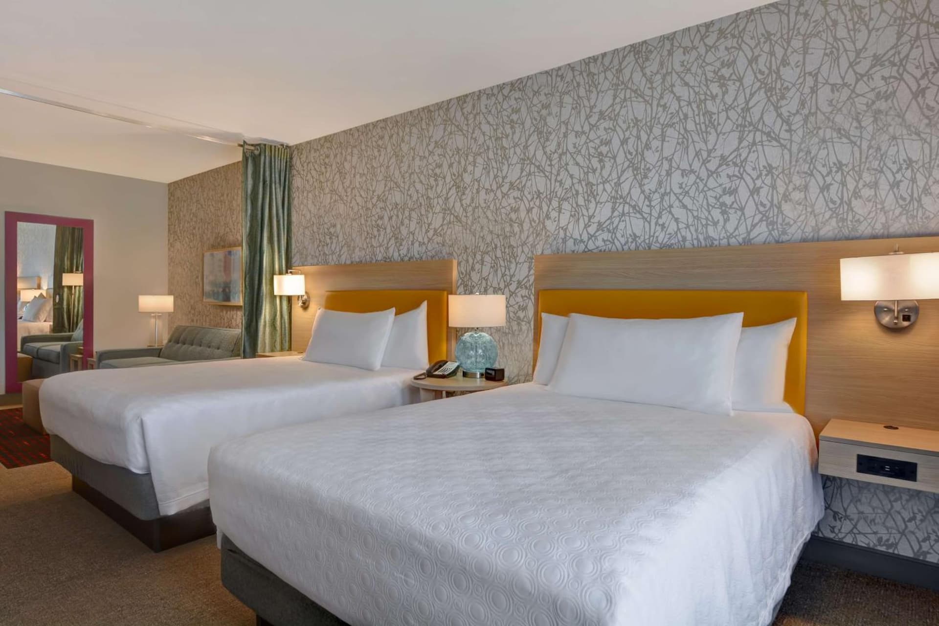 Queen Studio Suite - Hearing Accessible/Non-Smoking at Home2 Suites by Hilton, Sarasota I-75 Bee Ridge, Fl in Sarasota, FL