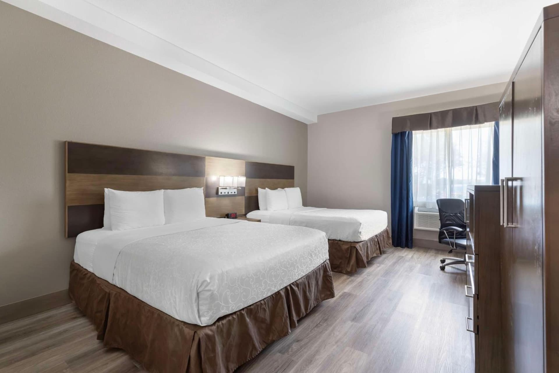 Queen Room with Two Queen Beds - Disability Access at Best Western Plus Downtown North in San Antonio, TX
