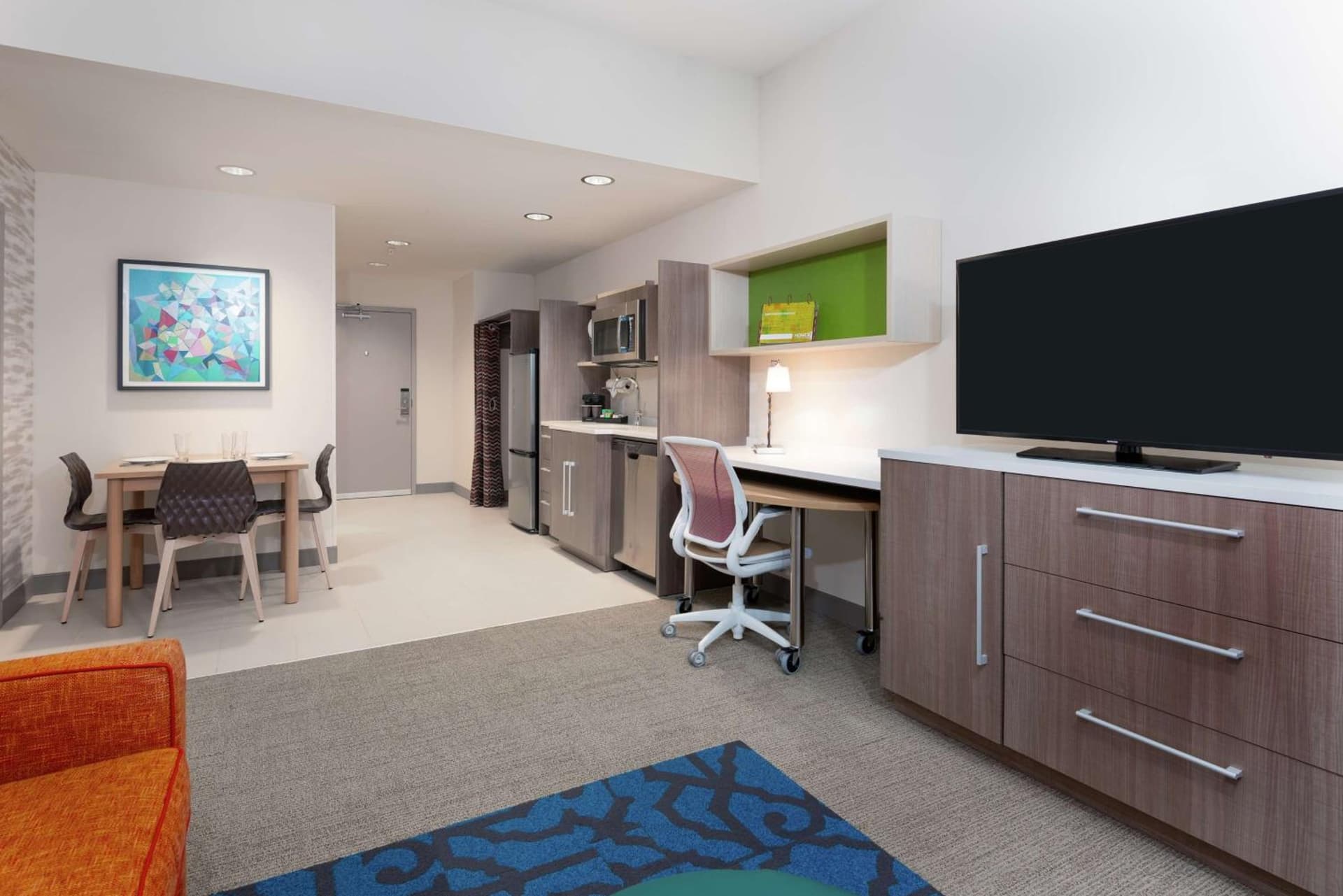 King Suite - Hearing Access/Non-Smoking at Home2 Suites By Hilton Orlando Near Universal in Orlando, FL