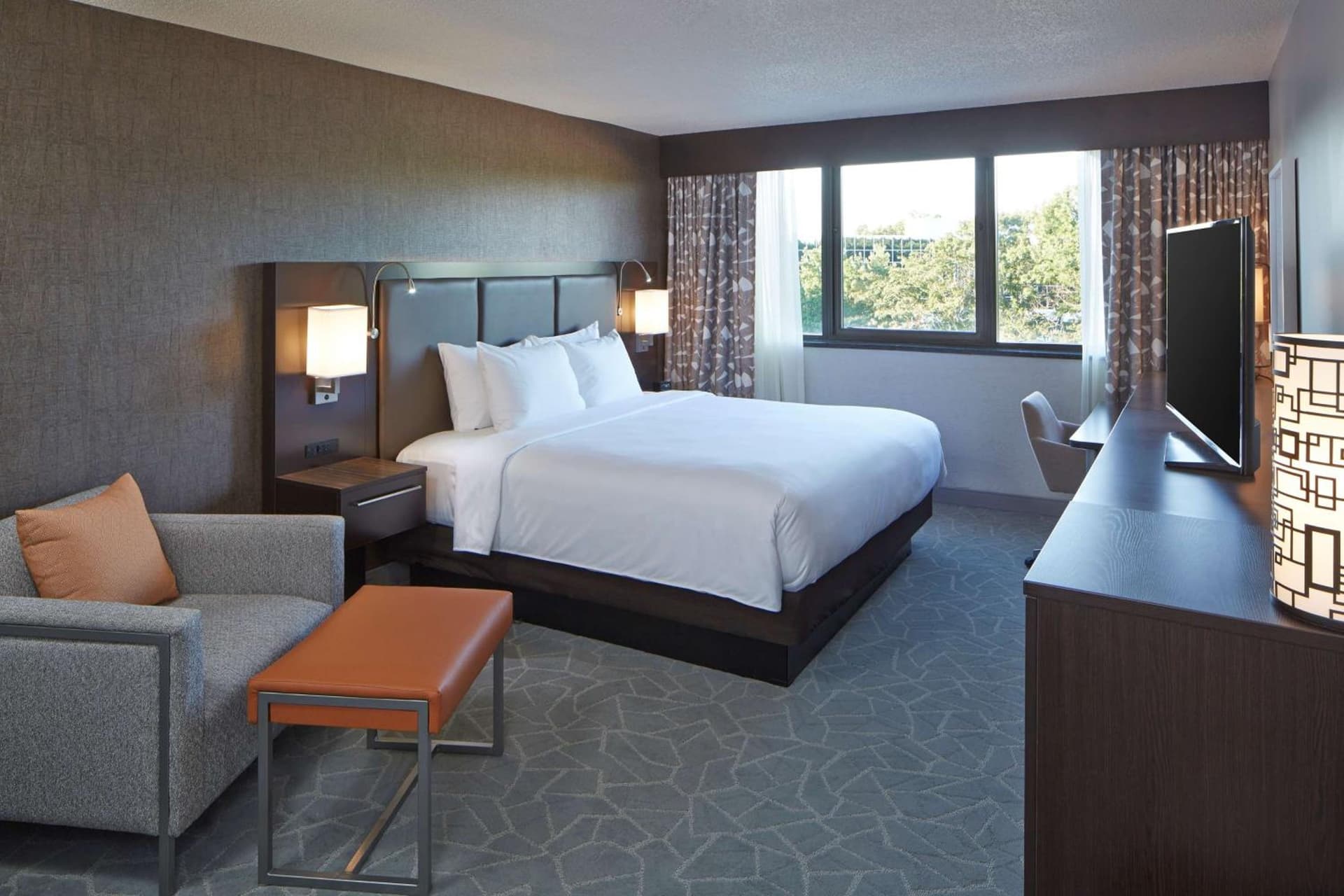 Queen Room with Two Queen Beds - Mobility and Hearing Access at Doubletree By Hilton Atlanta Perimeter Dunwoody in Atlanta, GA