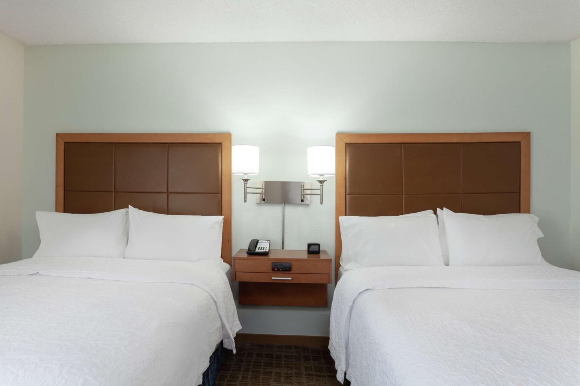 Queen Room with Two Queen Beds - Mobility/Hearing Accessible with Bathtub - Non-Smoking at Hampton Inn Orlando International Drive Convention Center in Orlando, FL