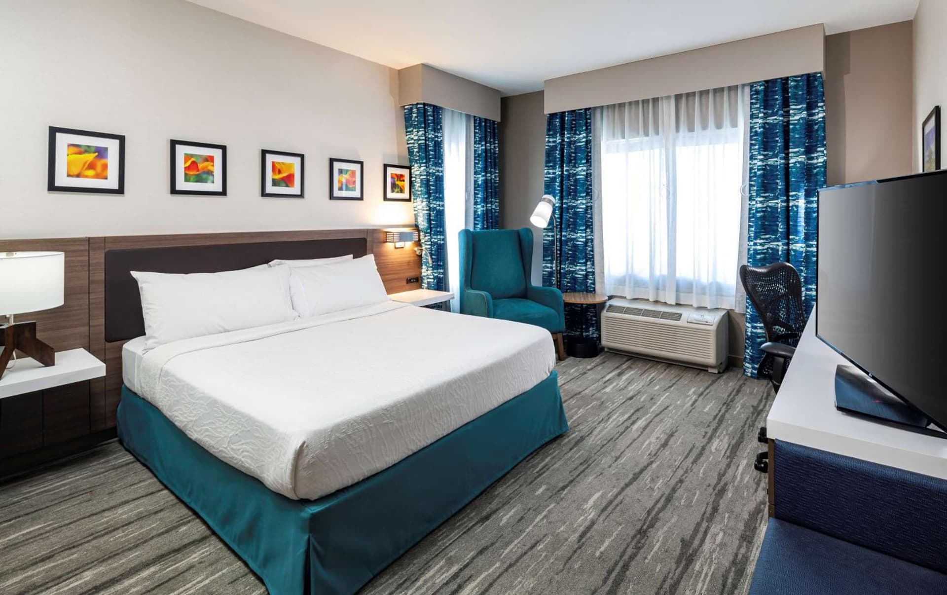 King Room at Hilton Garden Inn San Diego/Rancho Bernardo in Rancho Bernardo, CA
