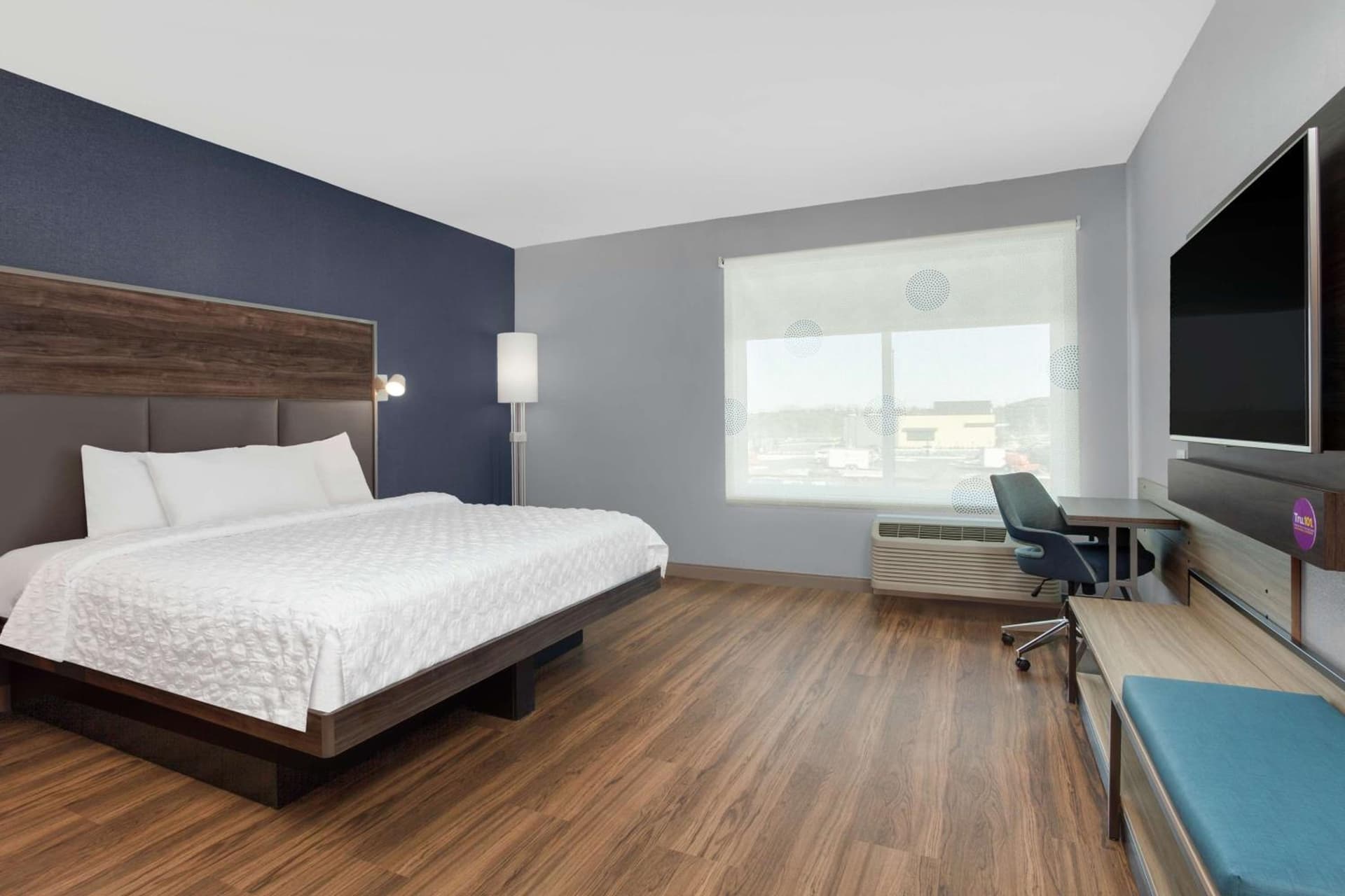 King Room - Hearing Access at Tru By Hilton Jacksonville St Johns Town Center in Jacksonville, FL