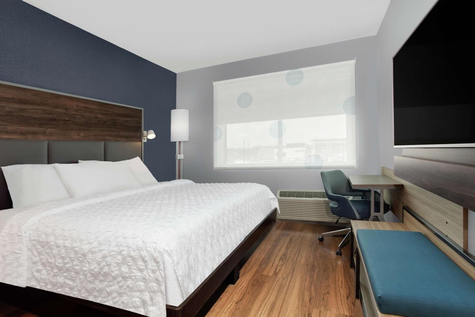 King Room at Tru By Hilton Jacksonville St Johns Town Center in Jacksonville, FL