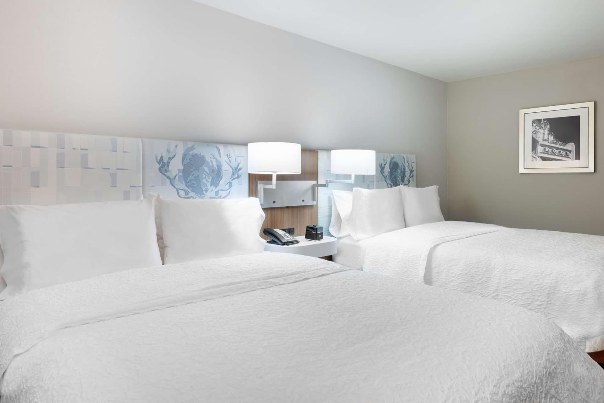 Queen Room with Two Queen Beds - Hearing Access/Non-Smoking at Hampton Inn & Suites Atlanta Buckhead Place in Atlanta, GA