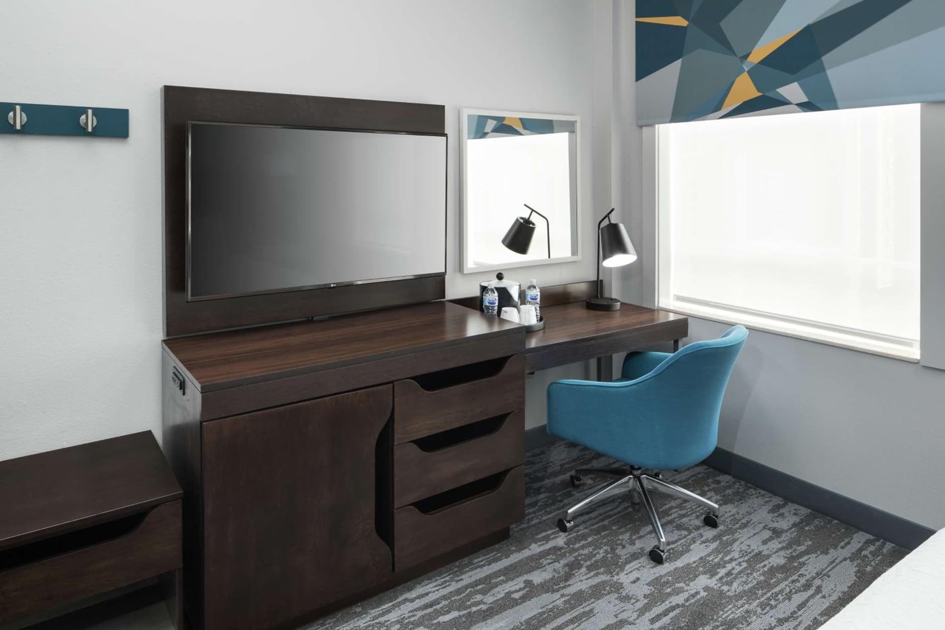 King Room - Hearing Access/Non-Smoking at Hampton Inn & Suites Atlanta-Downtown in Atlanta, GA