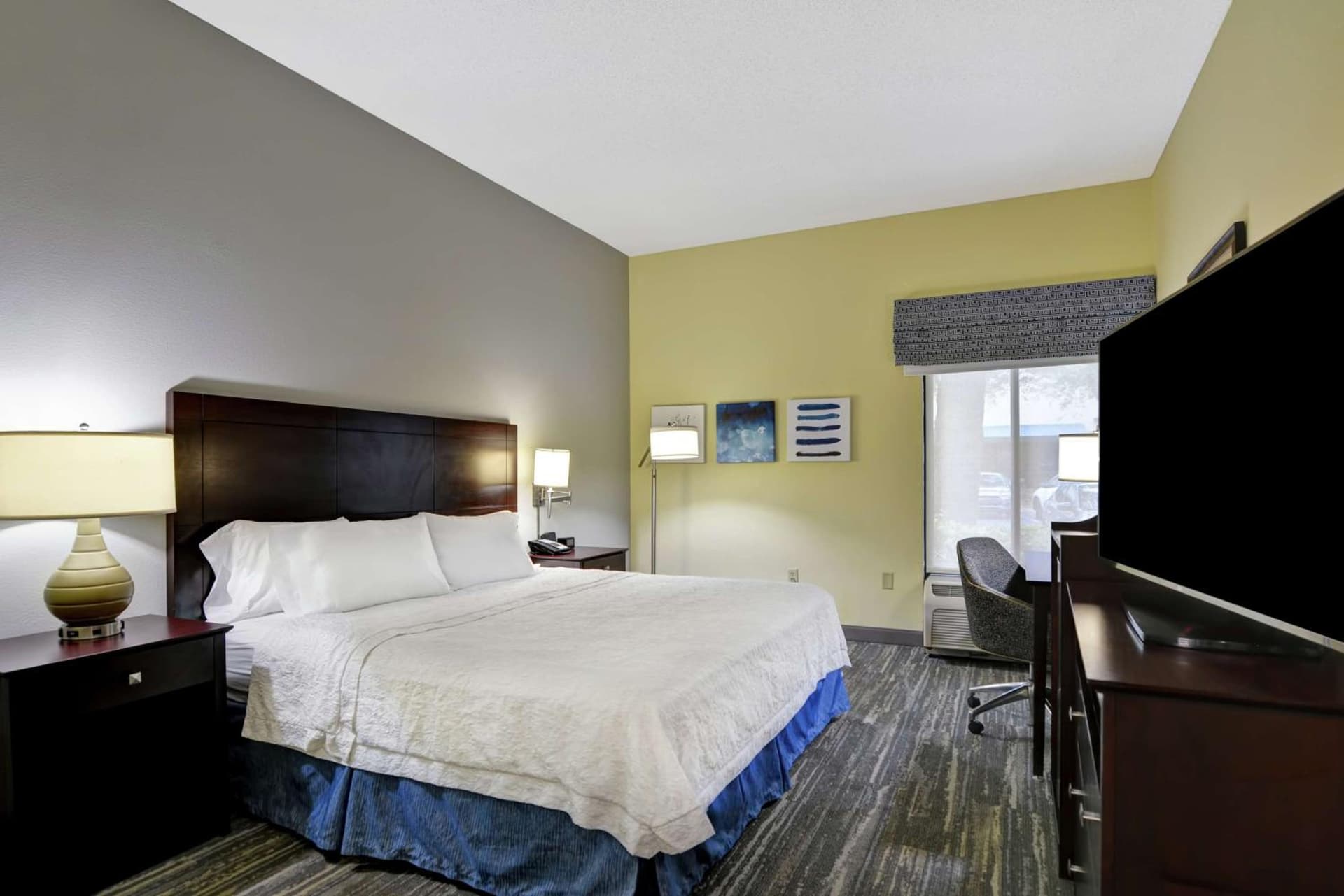 King Room with Bath Tub - Disability Access/Non-Smoking  at Hampton Inn Jacksonville Ponte Vedra in Jacksonville Beach, FL