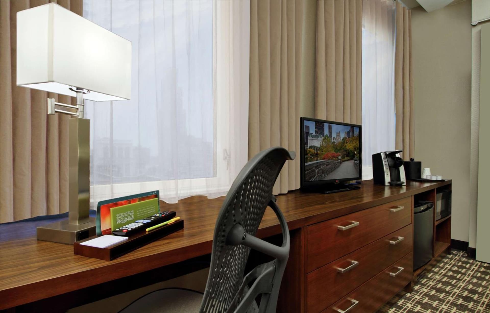 King Room at Hilton Garden Inn New York/Midtown Park Avenue in New York, NY