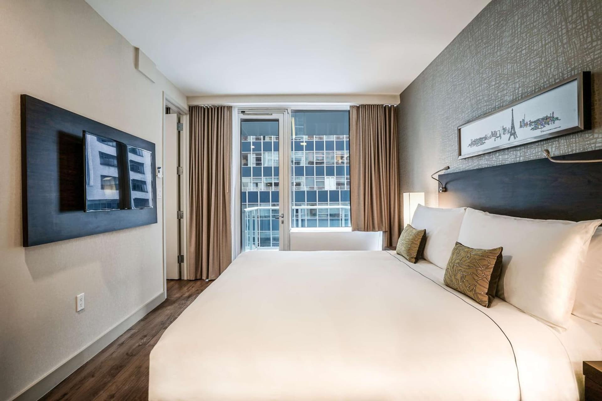 King Studio Suite with Sofa Bed and Desk at The Bernic Hotel New York City,Tapestry Collection by Hilton in New York, NY