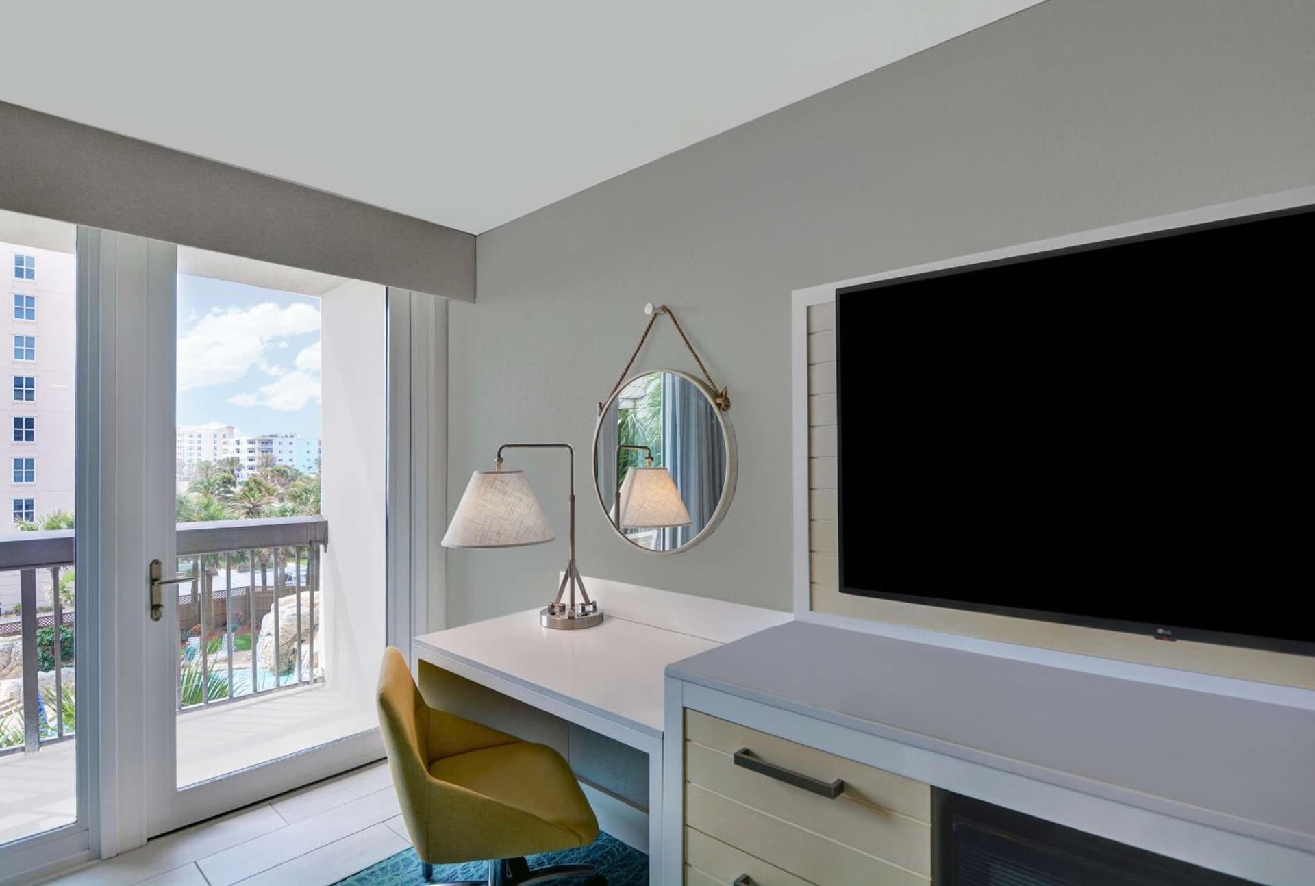 1 King Room Partial Ocean View at Hampton Inn Oceanfront Jacksonville Beach in Jacksonville Beach, FL