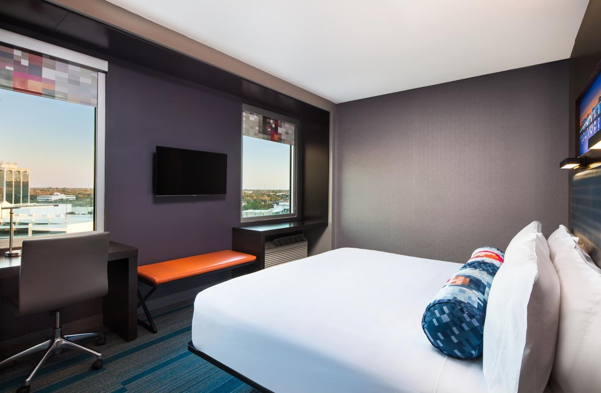 Deluxe King Room - City View at Aloft Sarasota in Sarasota, FL