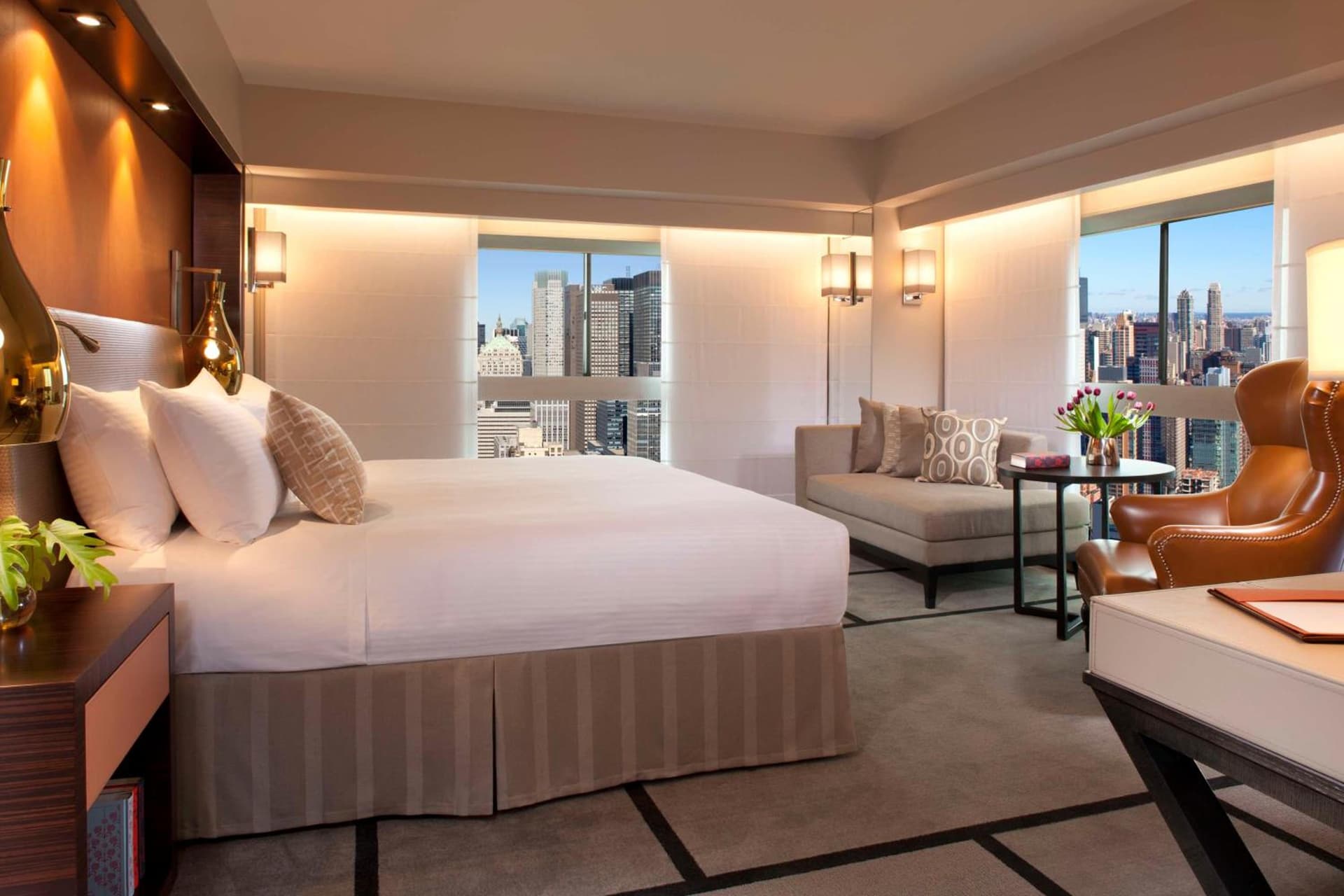 King Room with Tub - City View - Accessible at Millennium Hilton New York One UN Plaza in New York, NY
