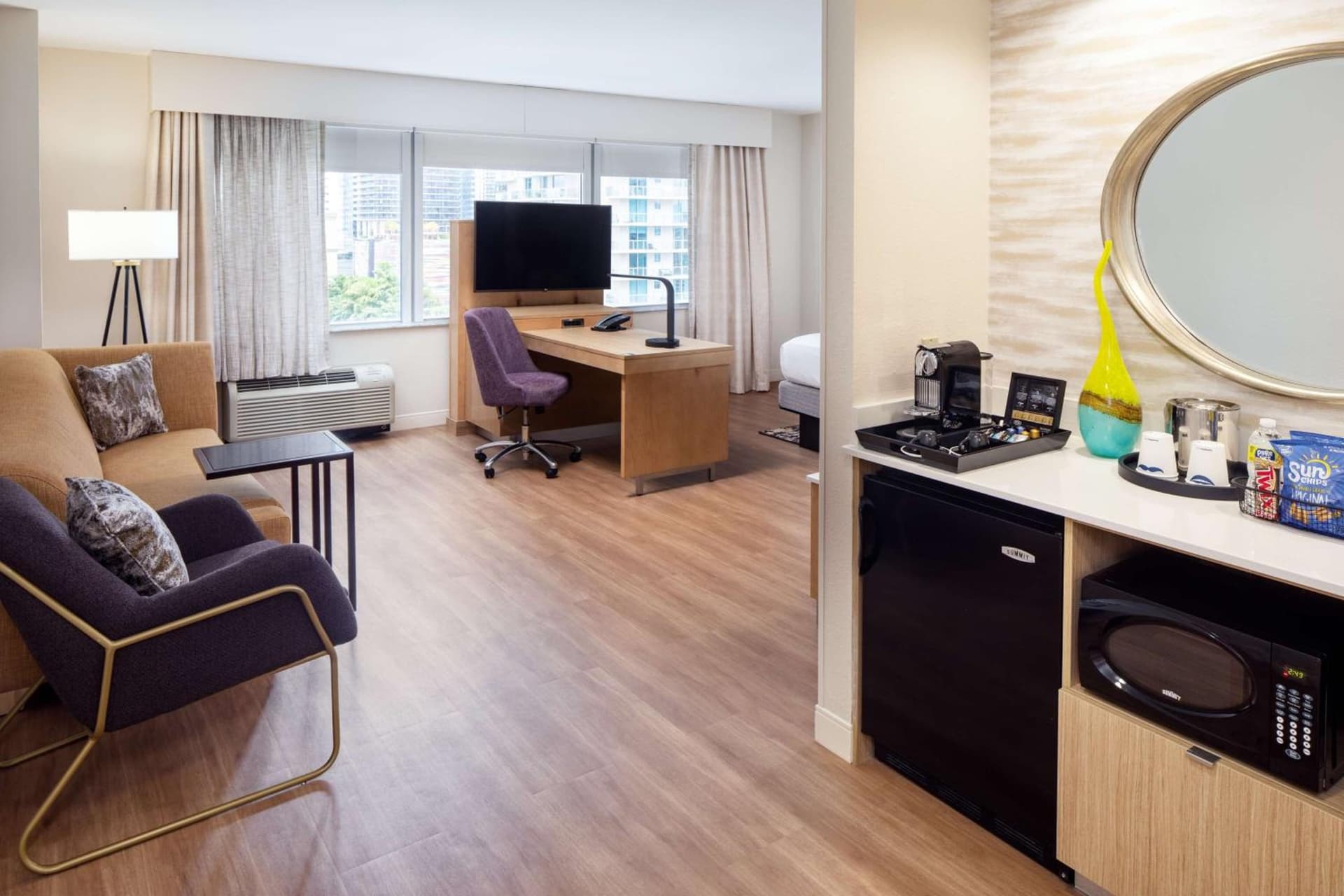 King Room - Disability Access/Elite Floor at Hampton Inn & Suites by Hilton Miami Downtown/Brickell in Miami, FL