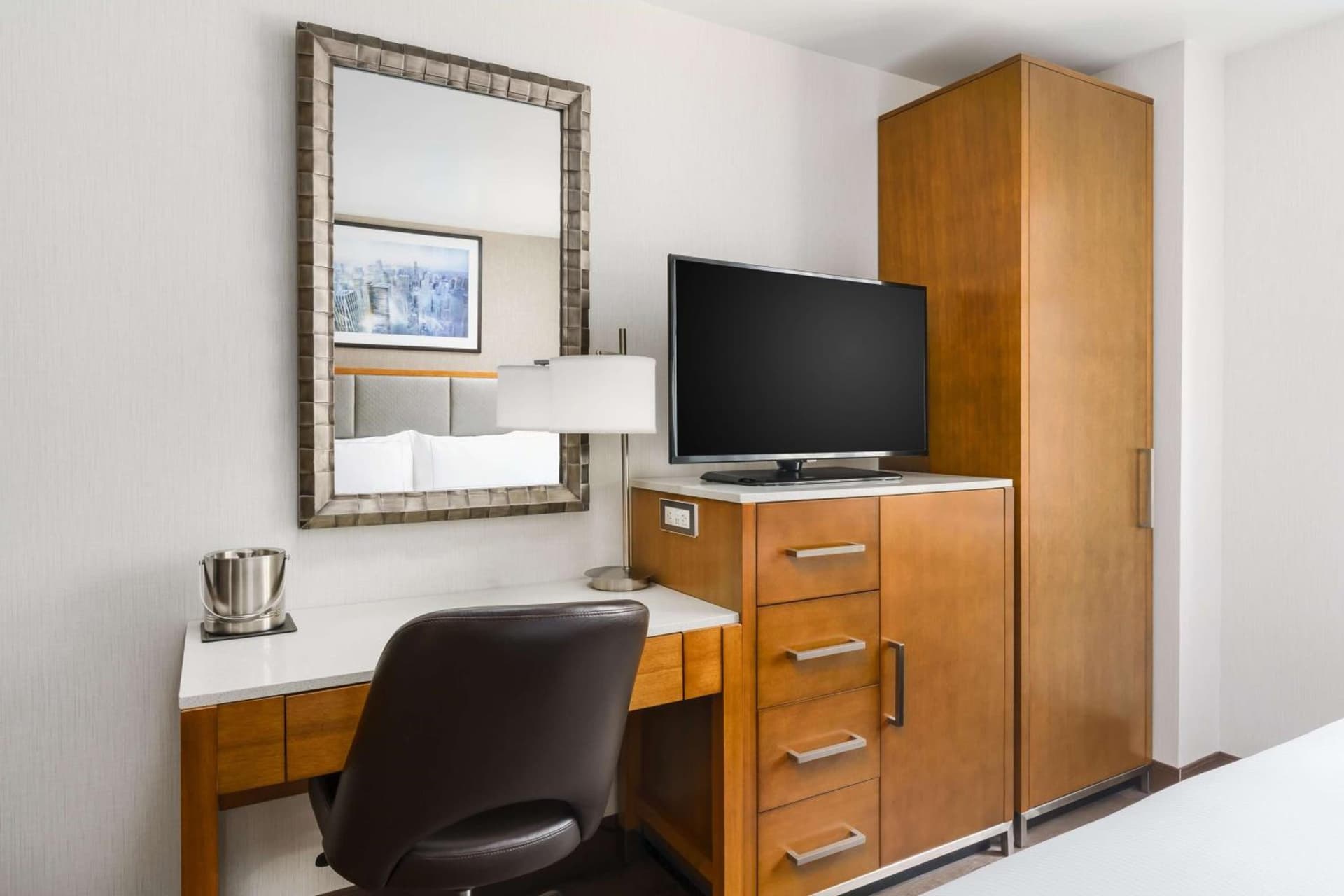 Queen Room with Roll-In Shower - Mobility Access/Non-Smoking at DoubleTree by Hilton Hotel New York City - Chelsea in New York, NY