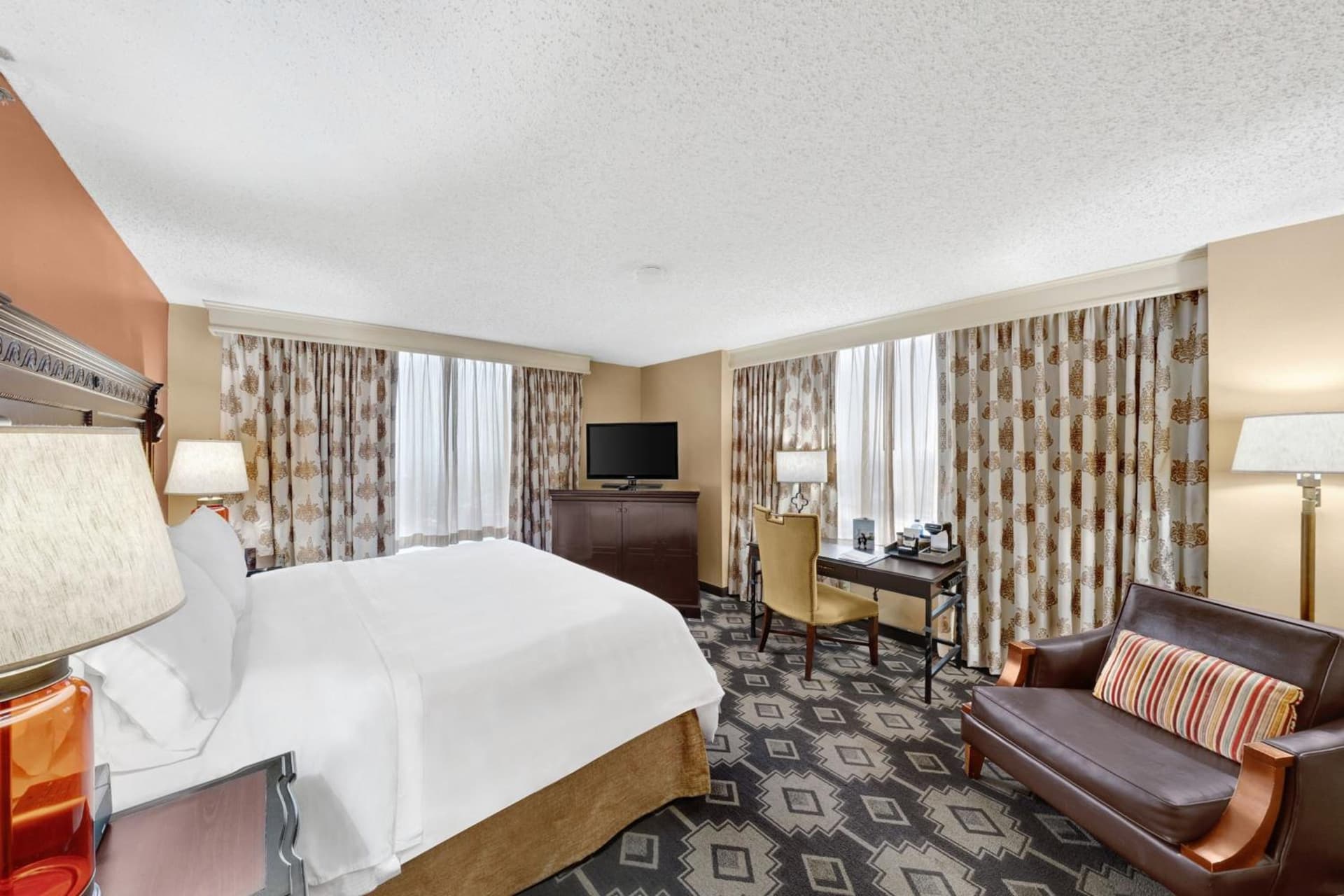 Deluxe King Room at The Westin San Antonio North in San Antonio, TX