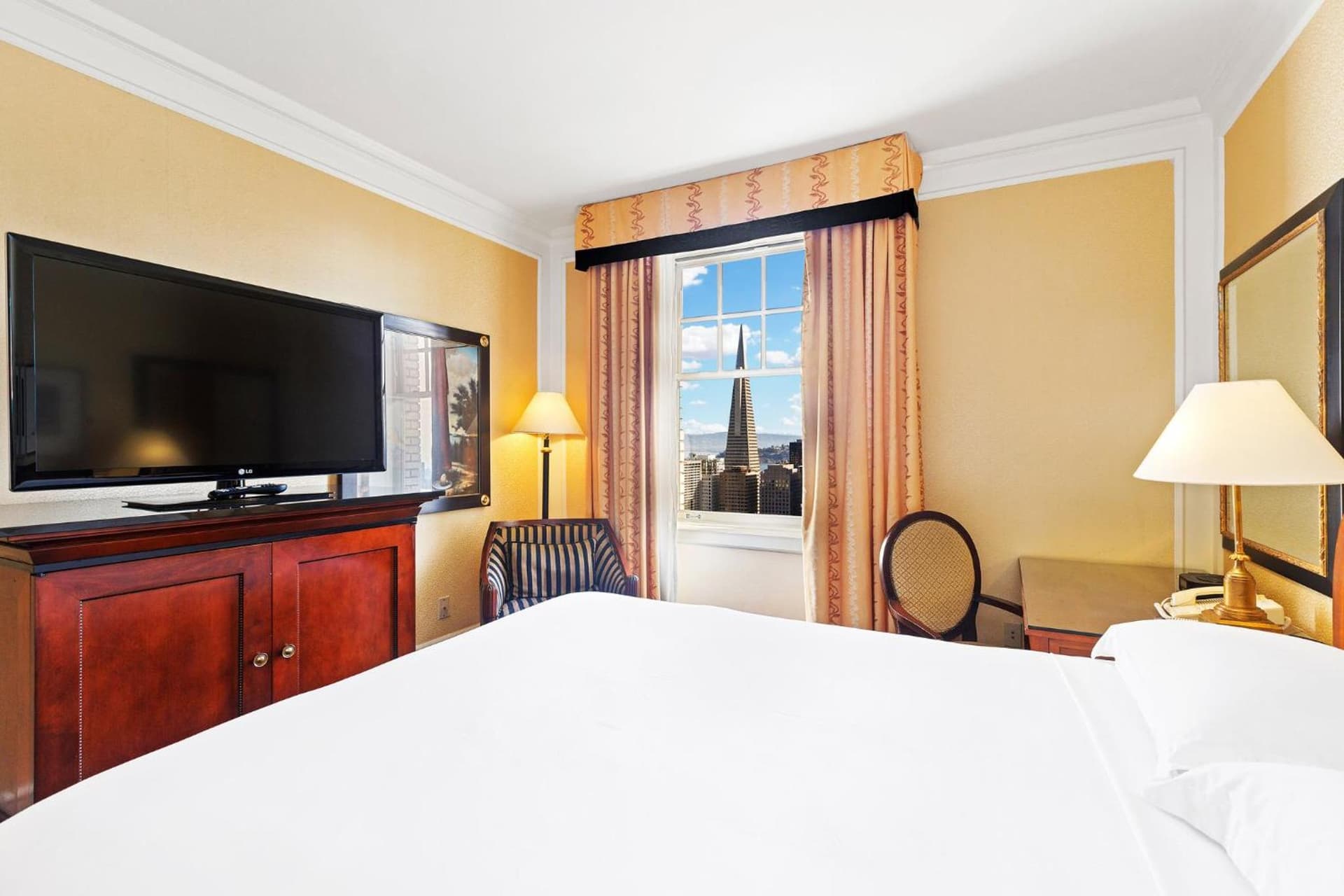 Cozy Queen Room at InterContinental Mark Hopkins San Francisco by IHG in San Francisco, CA