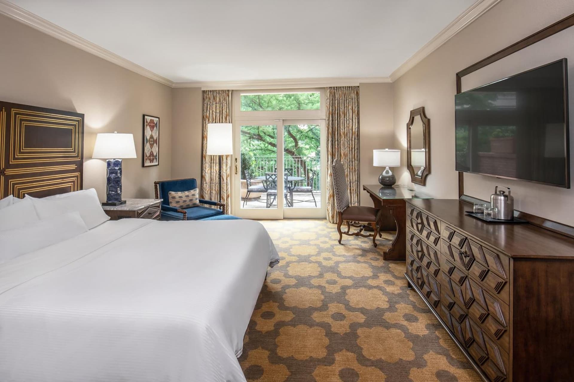 Terrace King, Guest room, 1 King, River Side view, Balcony at The Westin Riverwalk, San Antonio in San Antonio, TX
