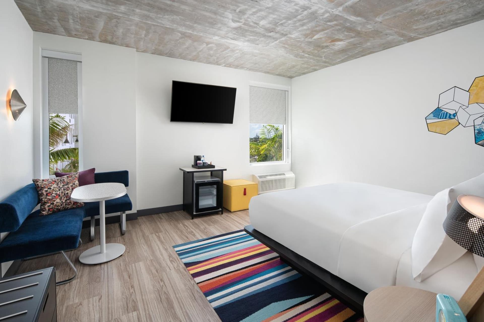 Guest room, 1 King, Coastline view at Aloft Delray Beach in Delray Beach, FL