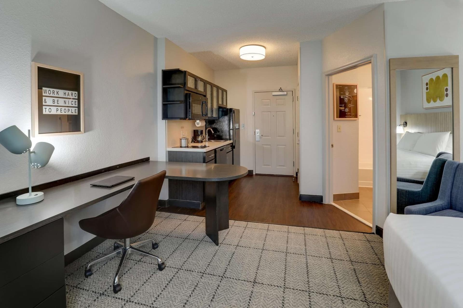 Studio Queen Suite - Hearing Accessible at Sonesta Simply Suites Miami Airport Doral in Miami, FL