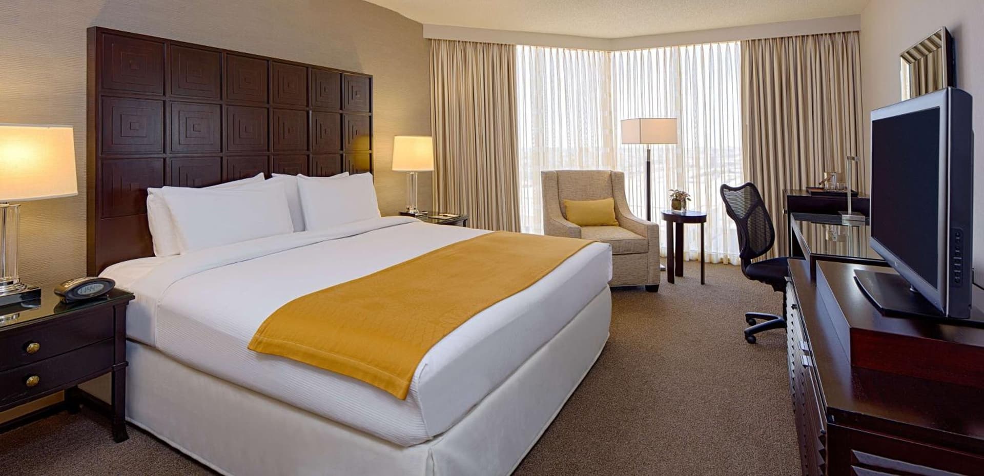 King Room - Non-Smoking at DoubleTree by Hilton Hotel Houston Greenway Plaza in Houston, TX
