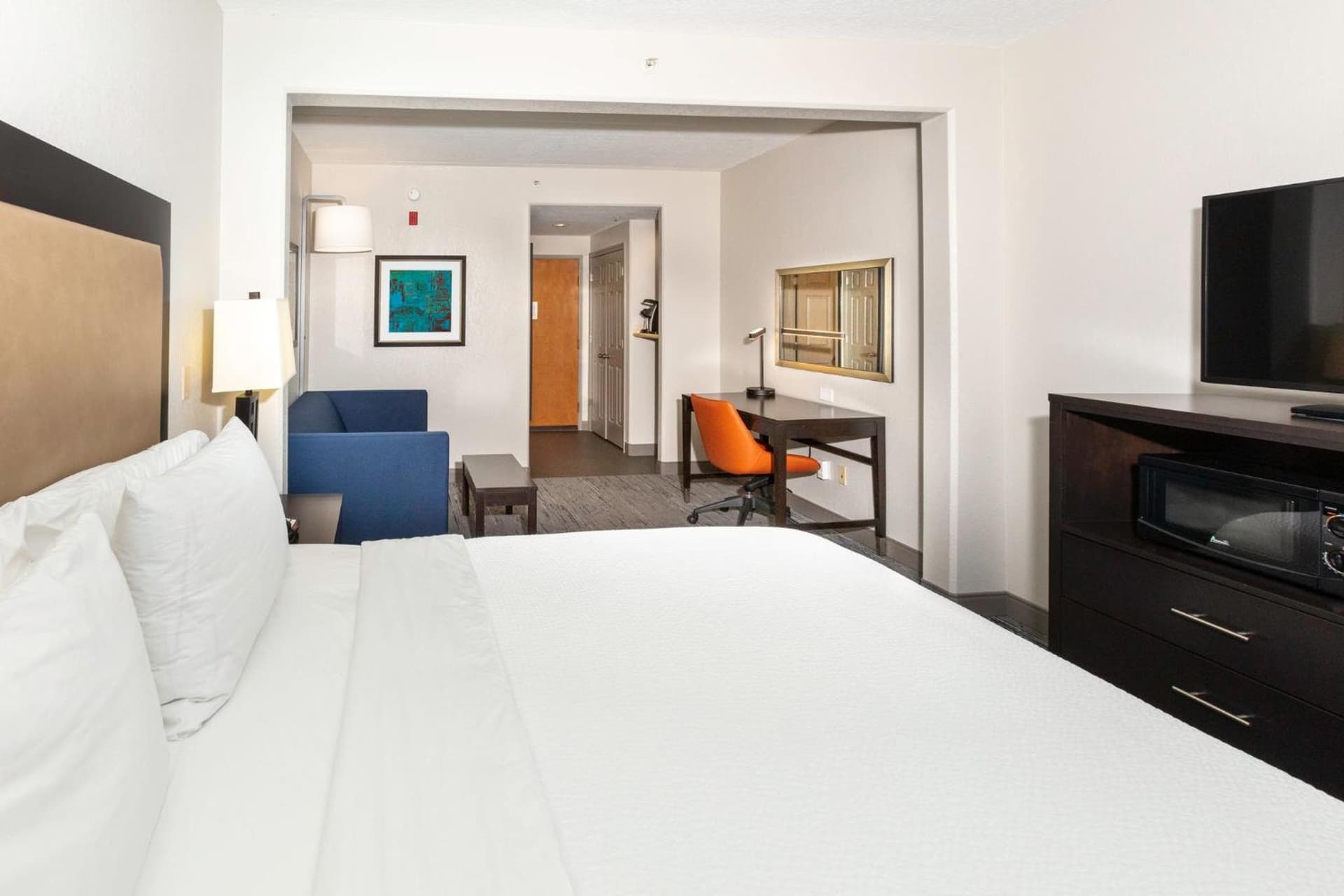Standard King Room at Holiday Inn Express Hotel & Suites Jacksonville Airport by IHG in Jacksonville, FL