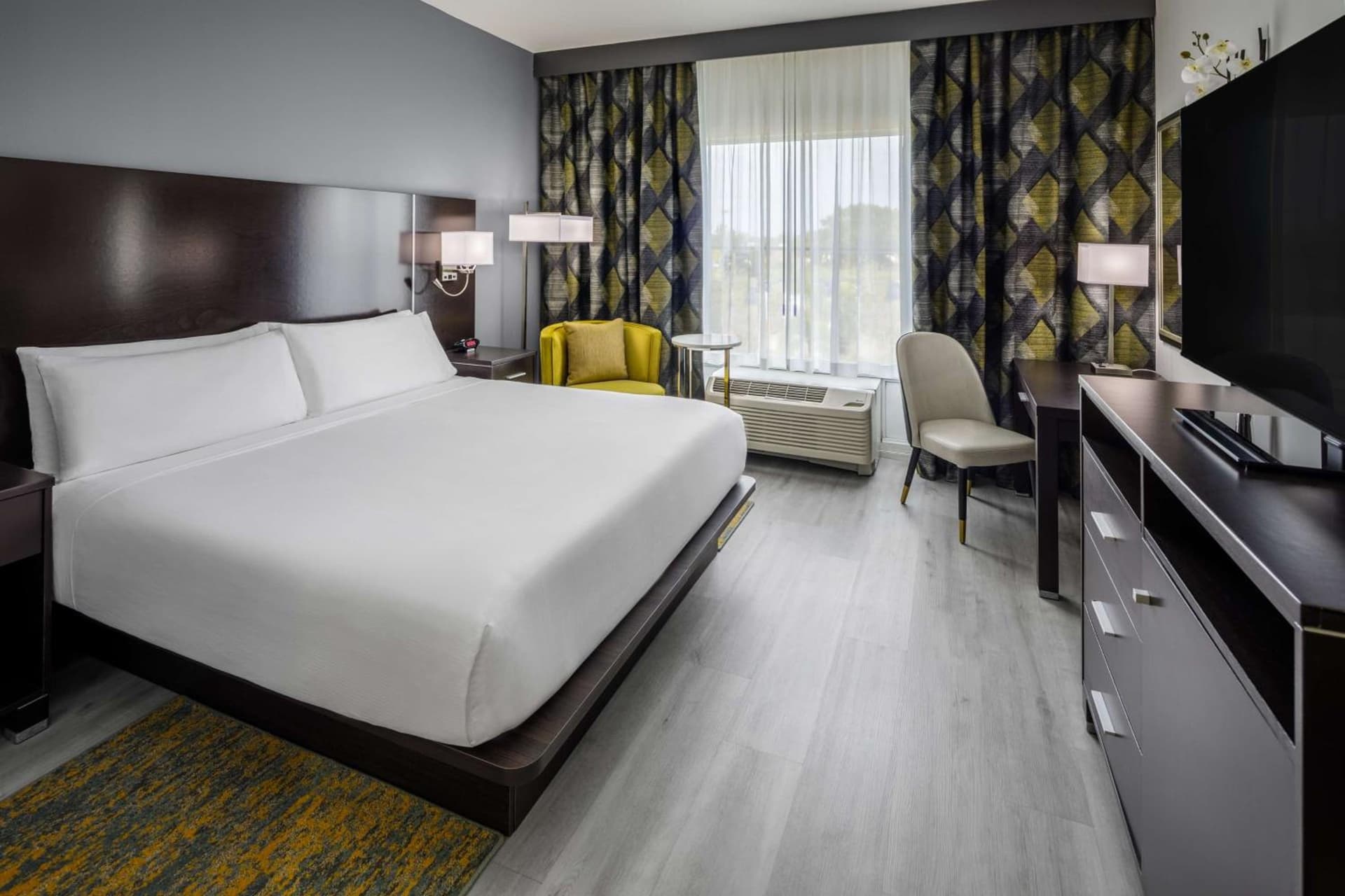 King Room at DoubleTree by Hilton Sarasota Bradenton Airport in Sarasota, FL