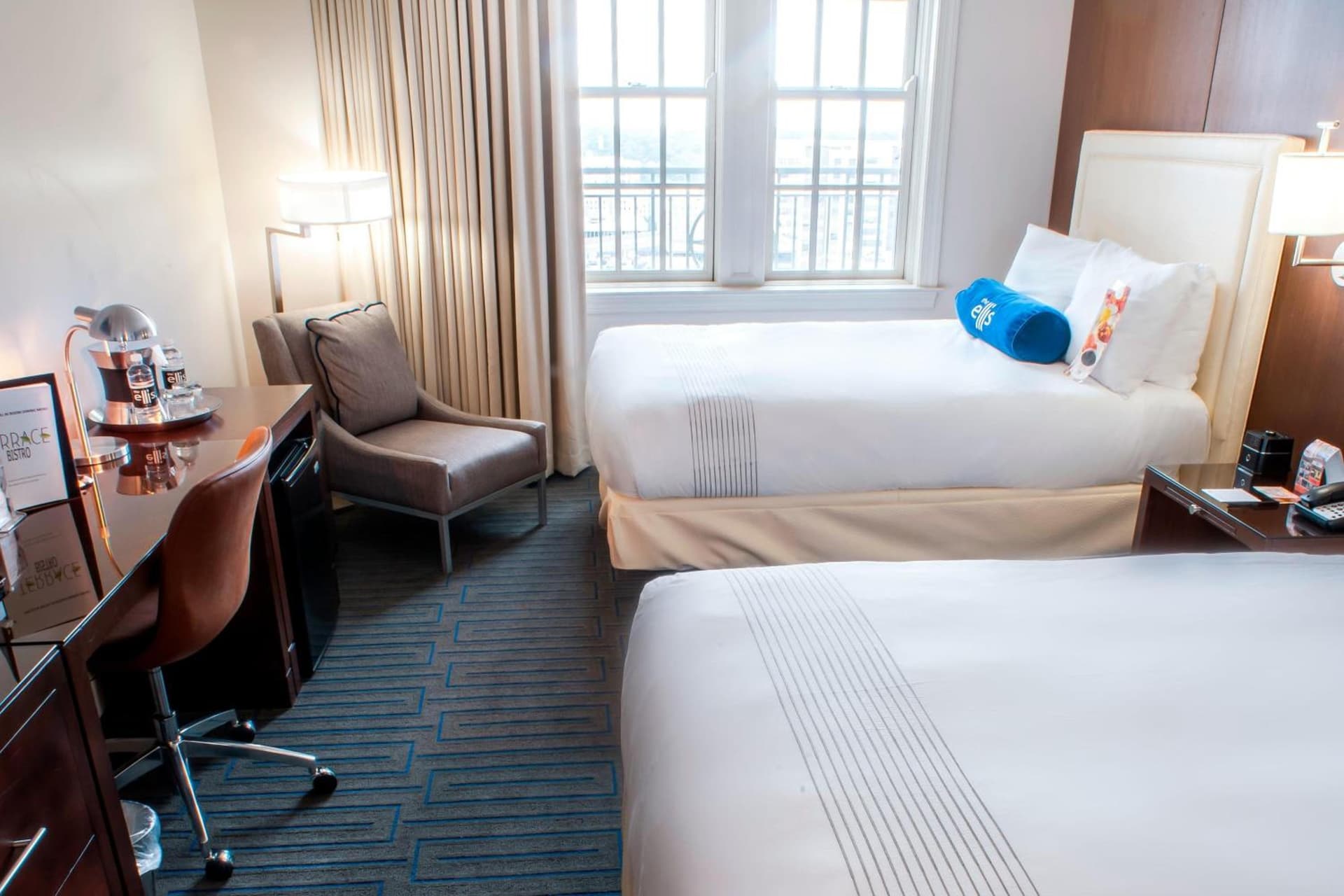 Deluxe Double Room at Ellis Hotel, Atlanta, a Tribute Portfolio Hotel in Atlanta, GA