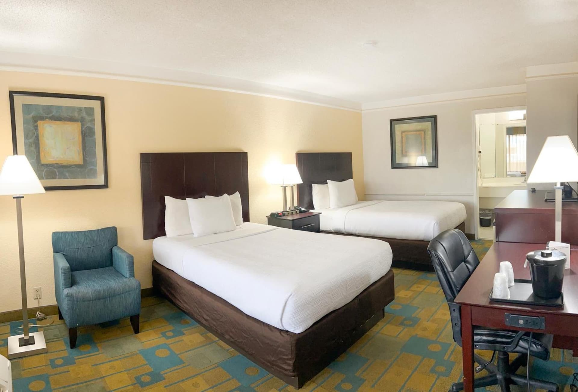 Studio Double Room with Two Double Beds at Hotel Monreale Express & Studios IDrive District in Orlando, FL