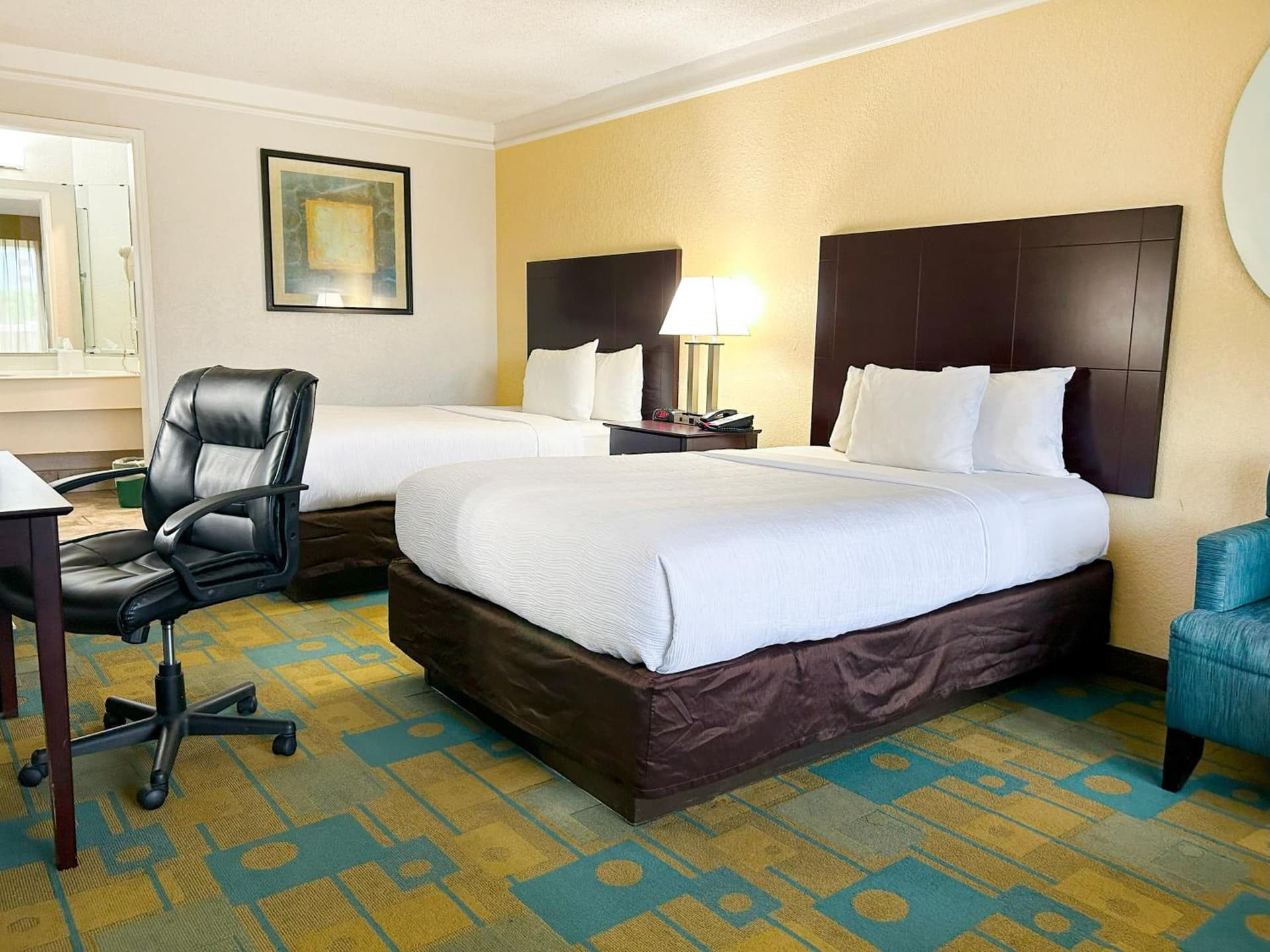 Standard Double Room at Hotel Monreale Express & Studios IDrive District in Orlando, FL