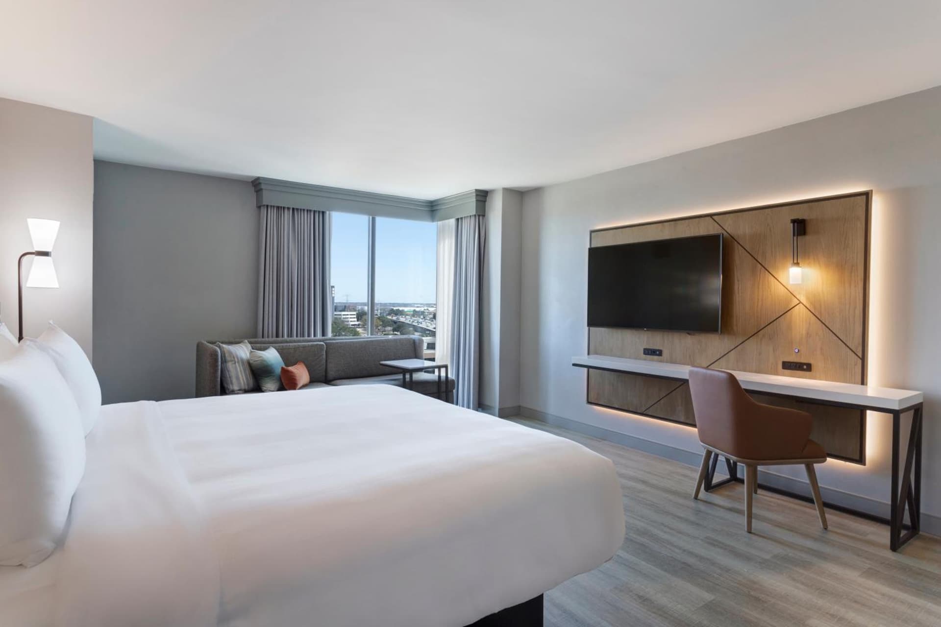 Queen Room at Houston Marriott North in Houston, TX