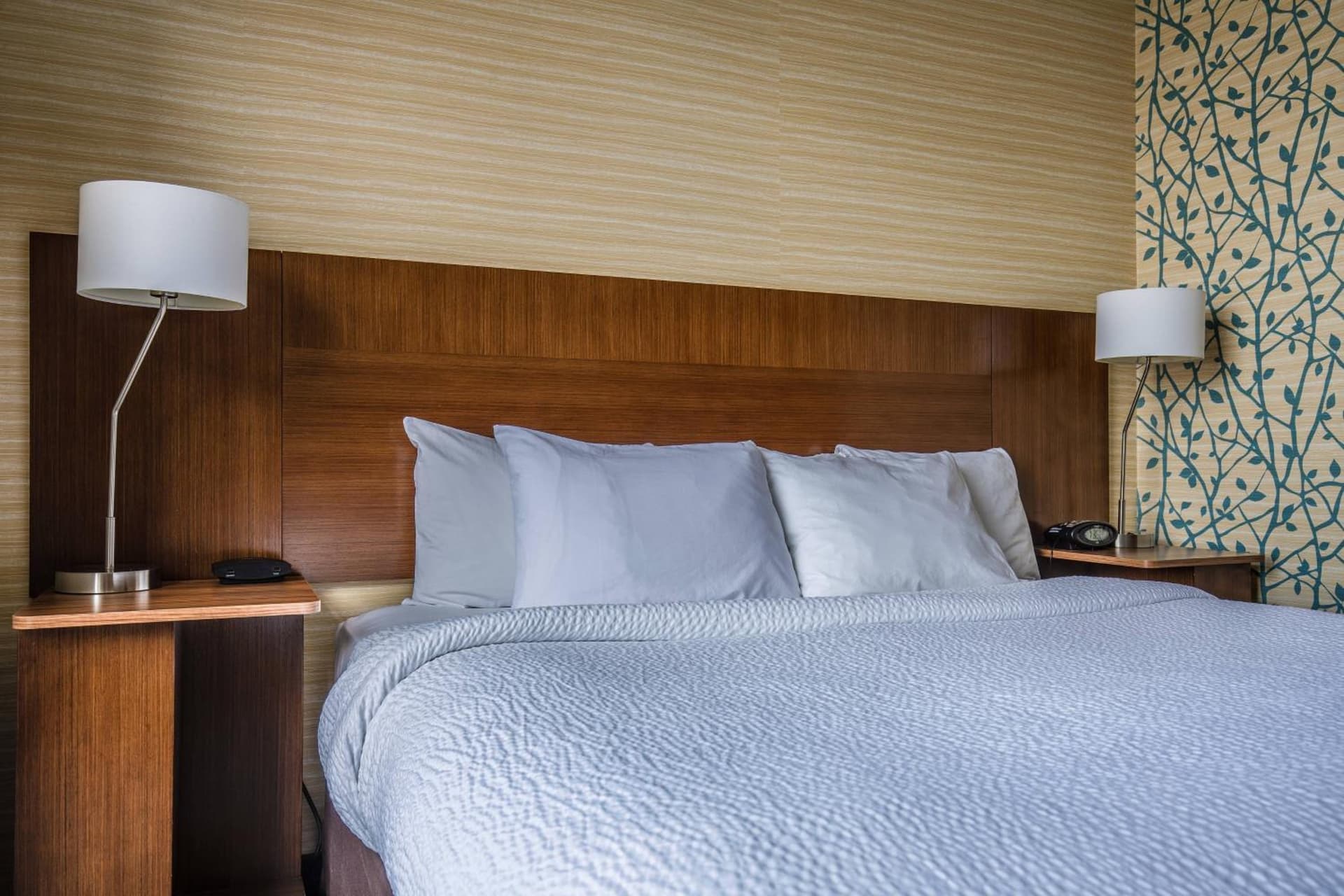 King Studio with Sofa Bed and Adapted Tub - Mobility and Hearing Accessible at Fairfield Inn and Suites Chicago Downtown-River North in Chicago, IL