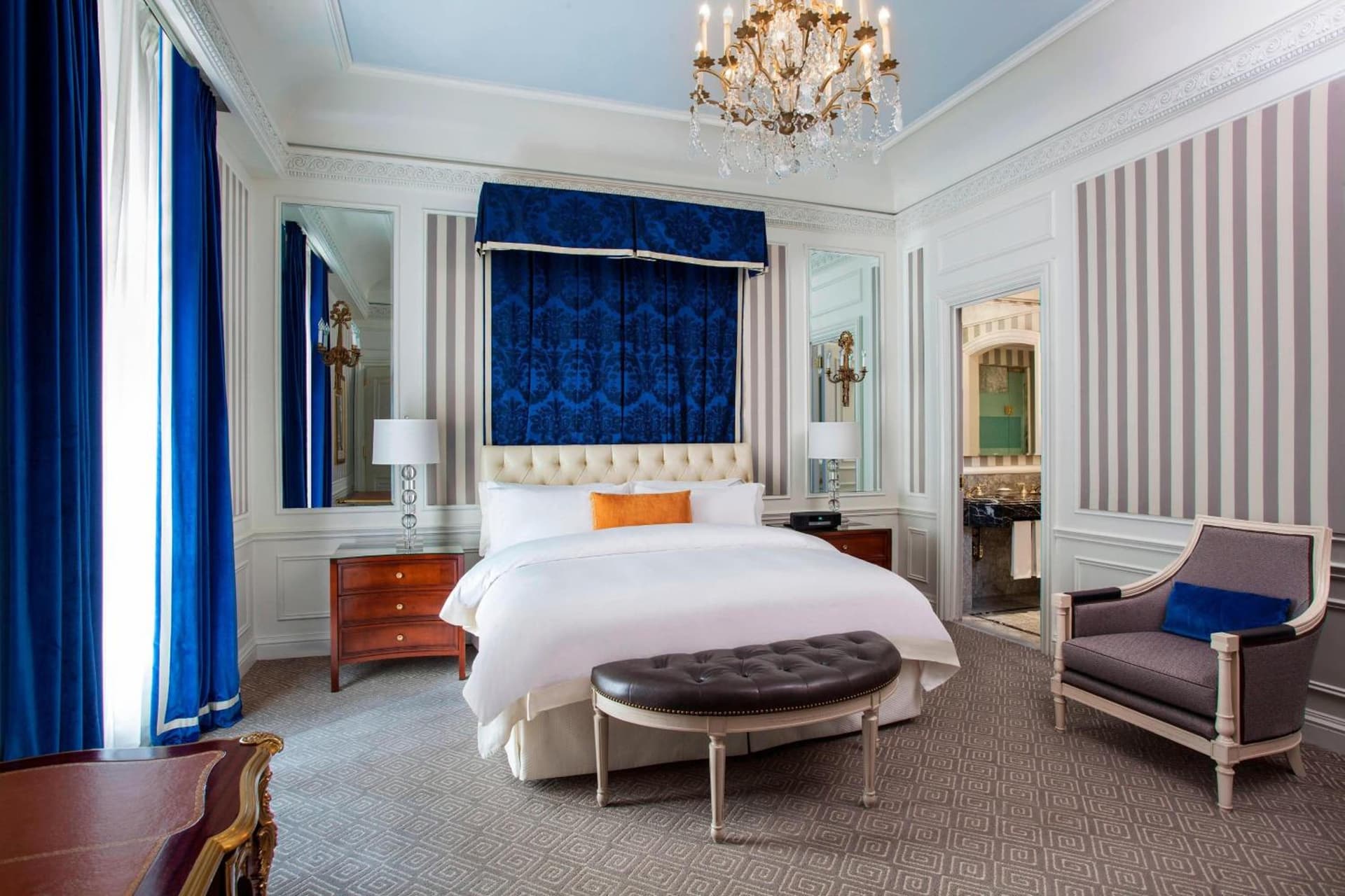 Superior King Room with Tub - Mobility/Hearing Accessible - Butler Service at The St. Regis New York in New York, NY