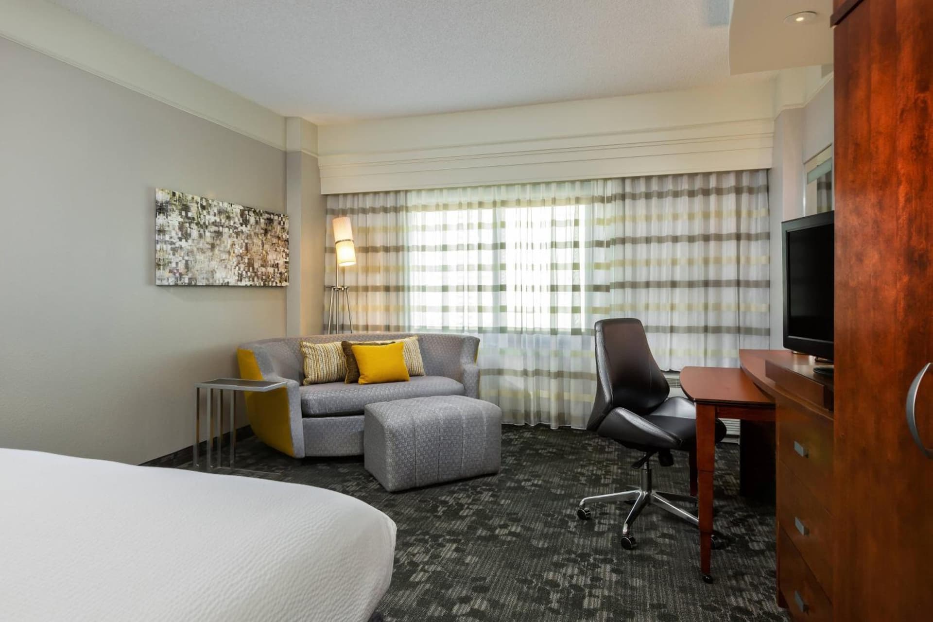 King Room with Sofa Bed at Courtyard by Marriott Houston Galleria in Houston, TX