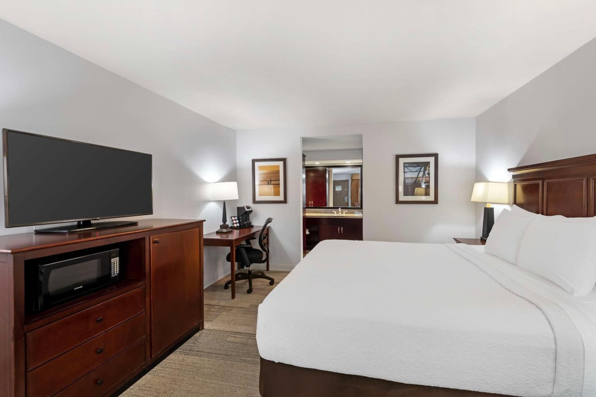 King Room with Bath Tub - Mobility Accessible at Best Western Plus Redondo Beach Inn in Redondo Beach, CA