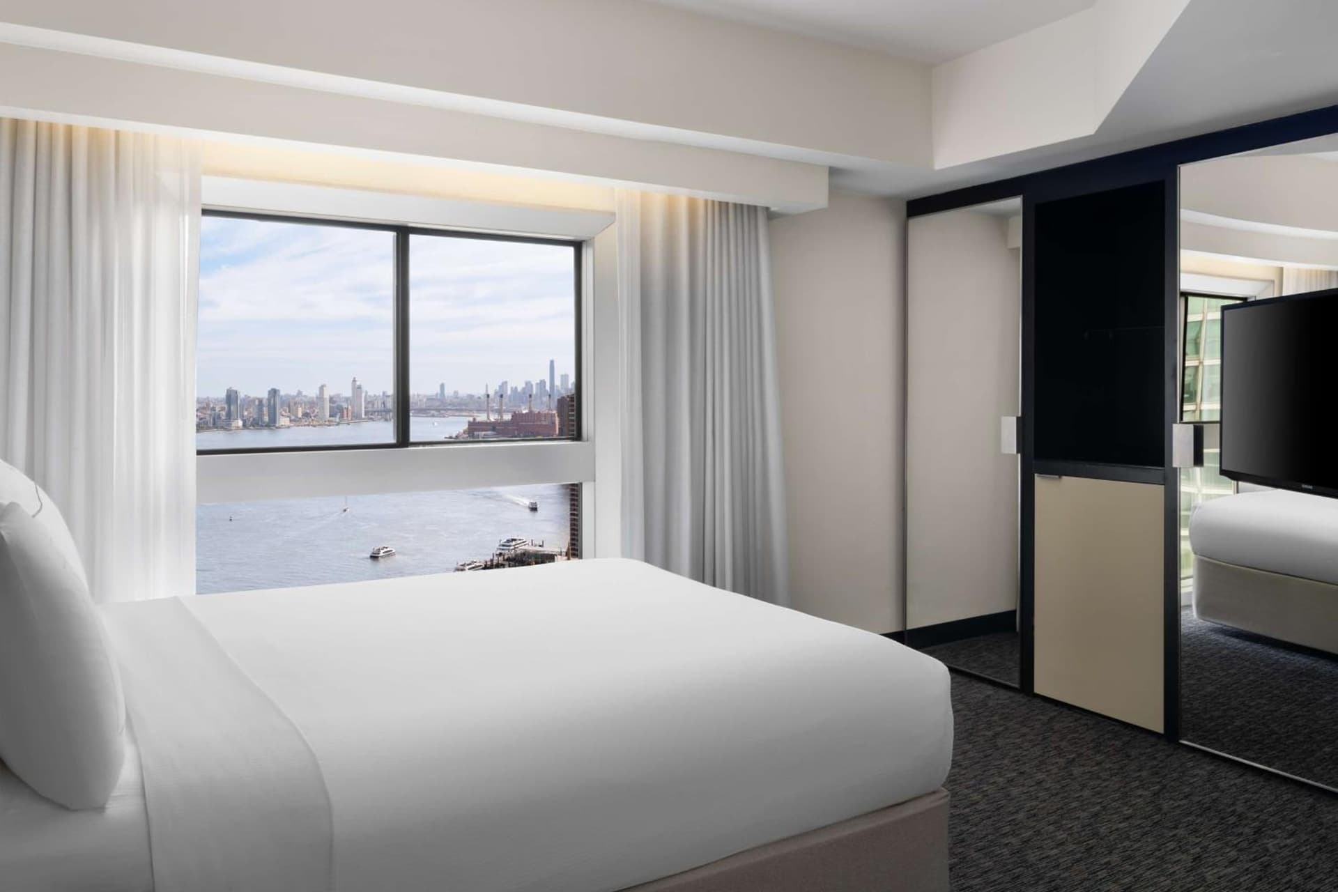 Queen Room - City View at Millennium Hilton New York One UN Plaza in New York, NY