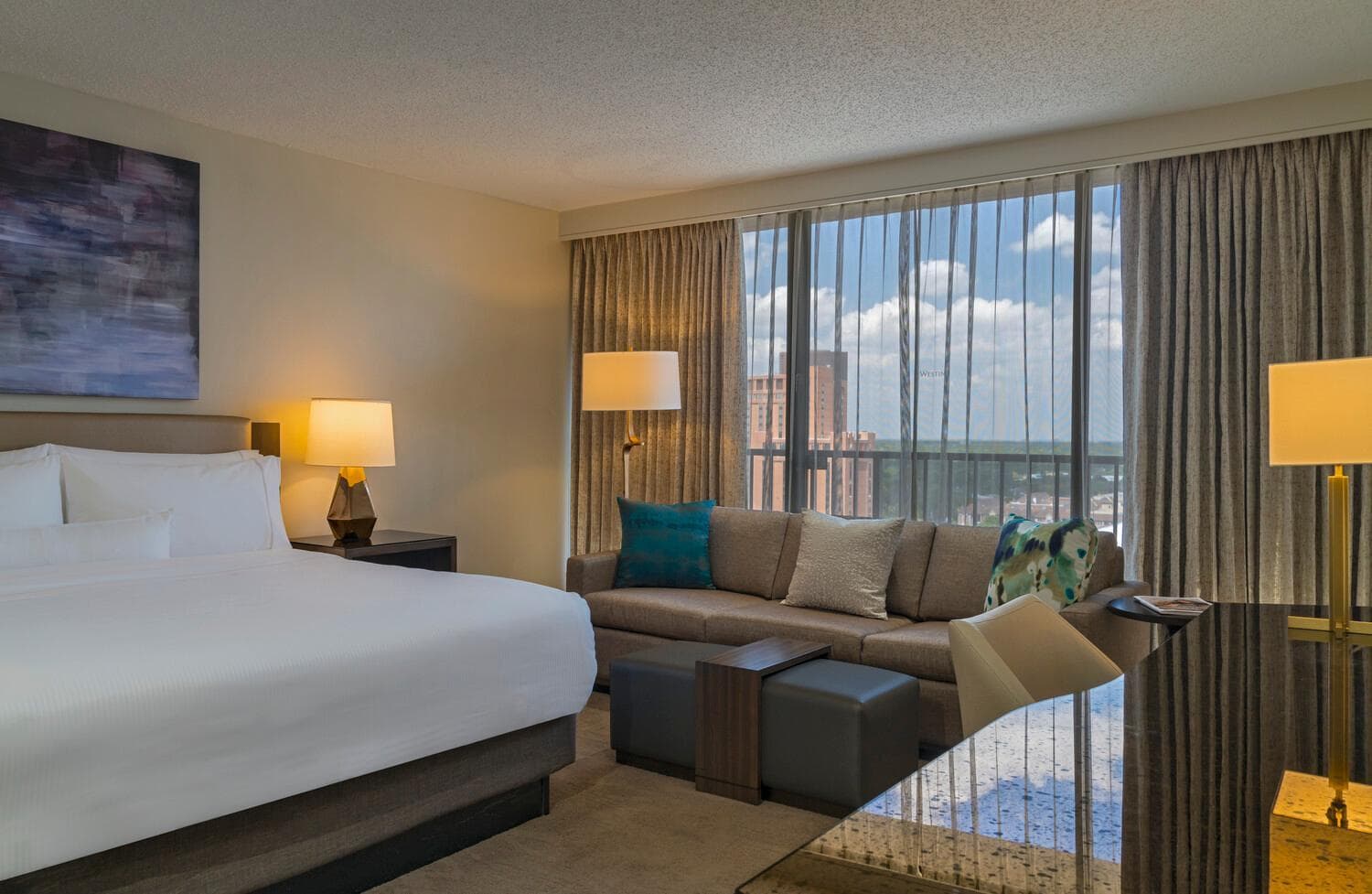 Traditional, Guest room, 1 King at The Westin Galleria Houston in Houston, TX