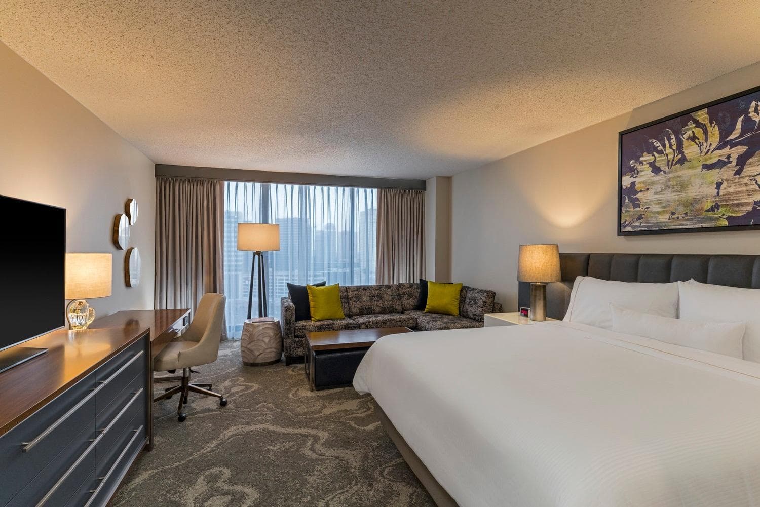 Traditional King Room - Hearing Accessible at The Westin Oaks Houston at the Galleria in Houston, TX